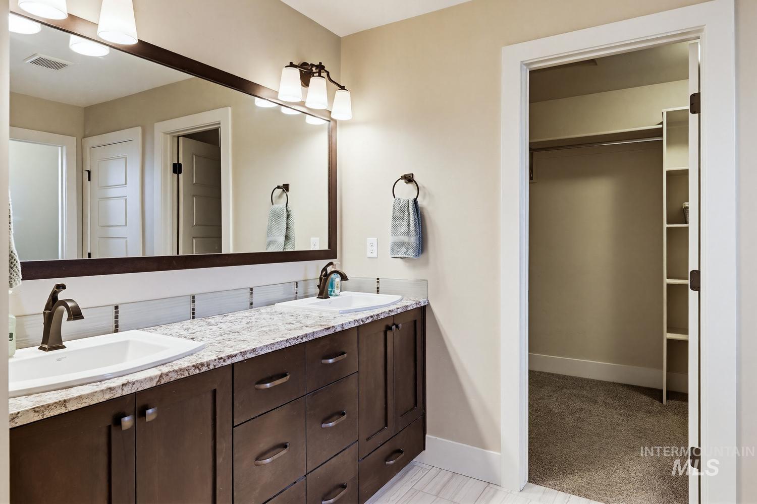 2991 S Millbrook Way, Boise, Idaho 83716, 3 Bedrooms, 2.5 Bathrooms, Residential For Sale, Price $799,900,MLS 98988686
