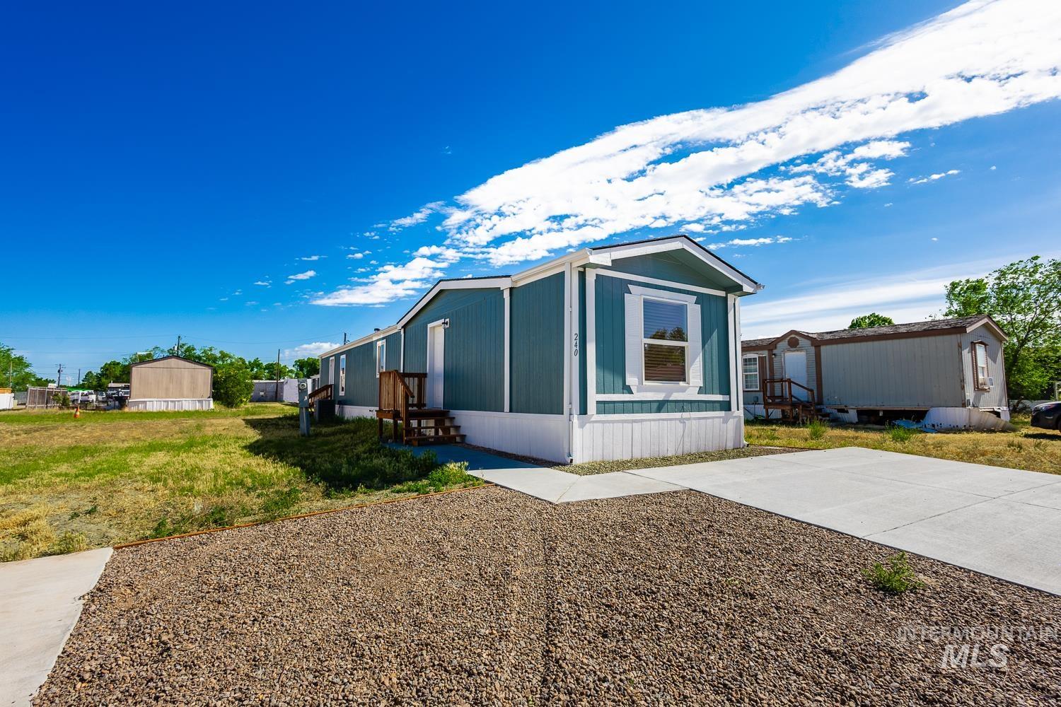 240 Colleen Dr, Mountain Home, Idaho 83647, 2 Bedrooms, 2 Bathrooms, Residential For Sale, Price $49,900,MLS 98988687