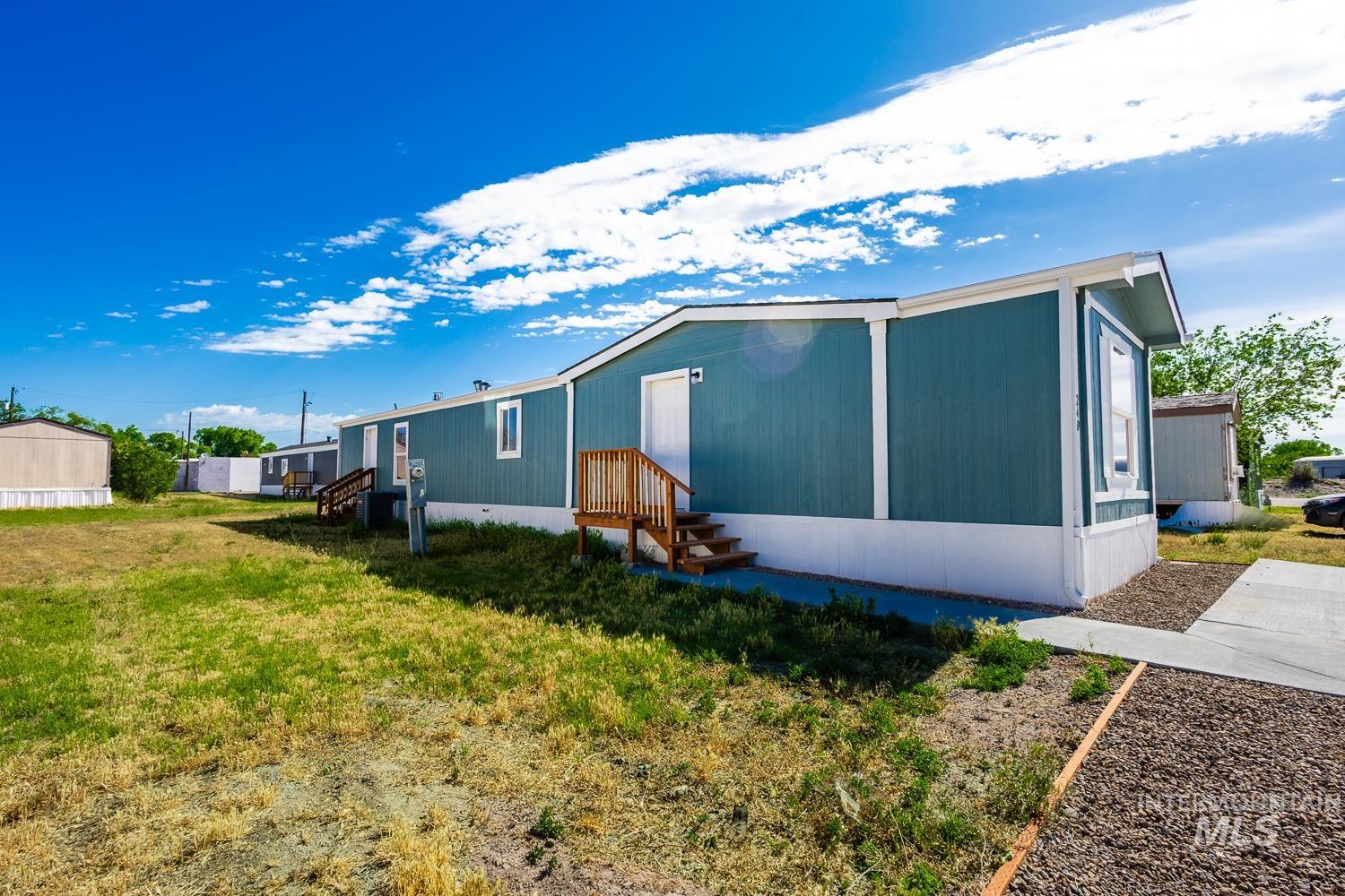240 Colleen Dr, Mountain Home, Idaho 83647, 2 Bedrooms, 2 Bathrooms, Residential For Sale, Price $49,900,MLS 98988687