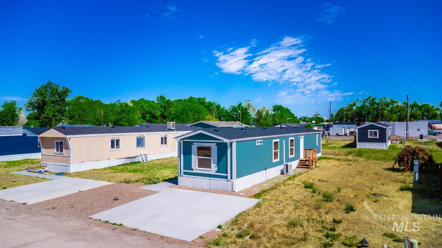 240 Colleen Dr, Mountain Home, Idaho 83647, 2 Bedrooms, 2 Bathrooms, Residential For Sale, Price $49,900,MLS 98988687