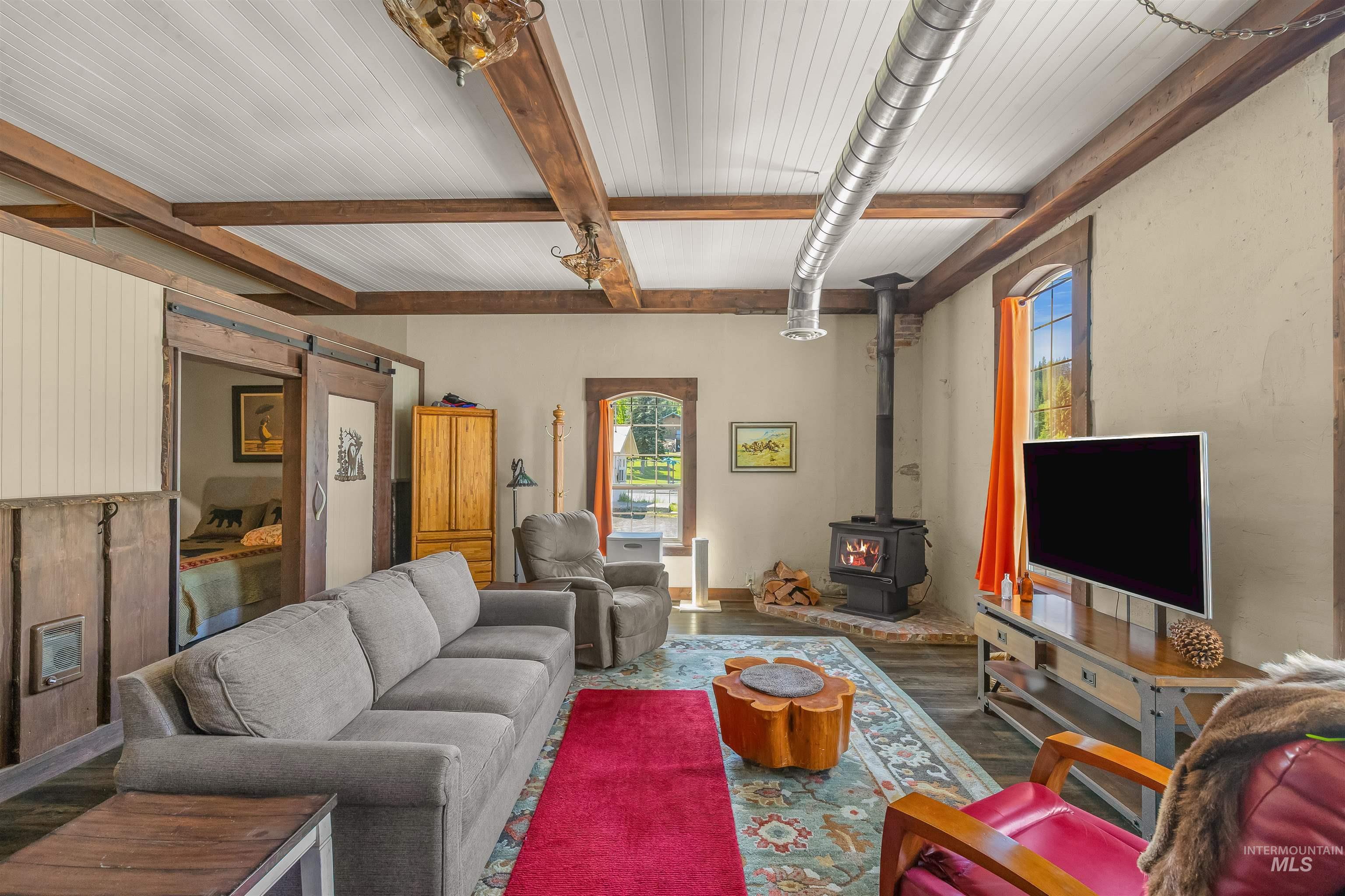 112 Main St, Elk River, Idaho 83827, 1 Bedroom, 1 Bathroom, Residential Income For Sale, Price $399,000,MLS 98988688