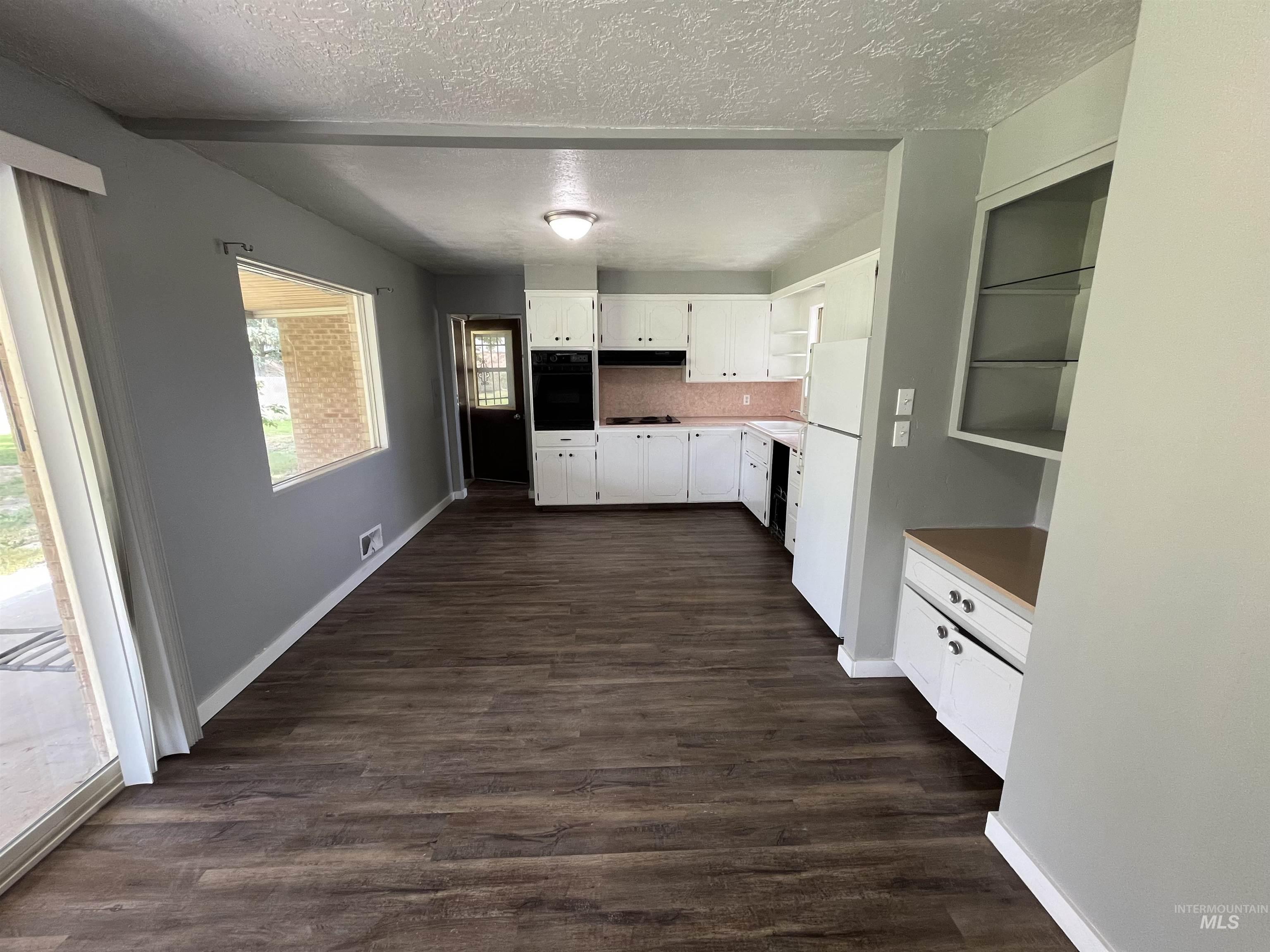 1340 Lawndale, Twin Falls, Idaho 83301, 3 Bedrooms, 1.5 Bathrooms, Residential For Sale, Price $340,000,MLS 98988691