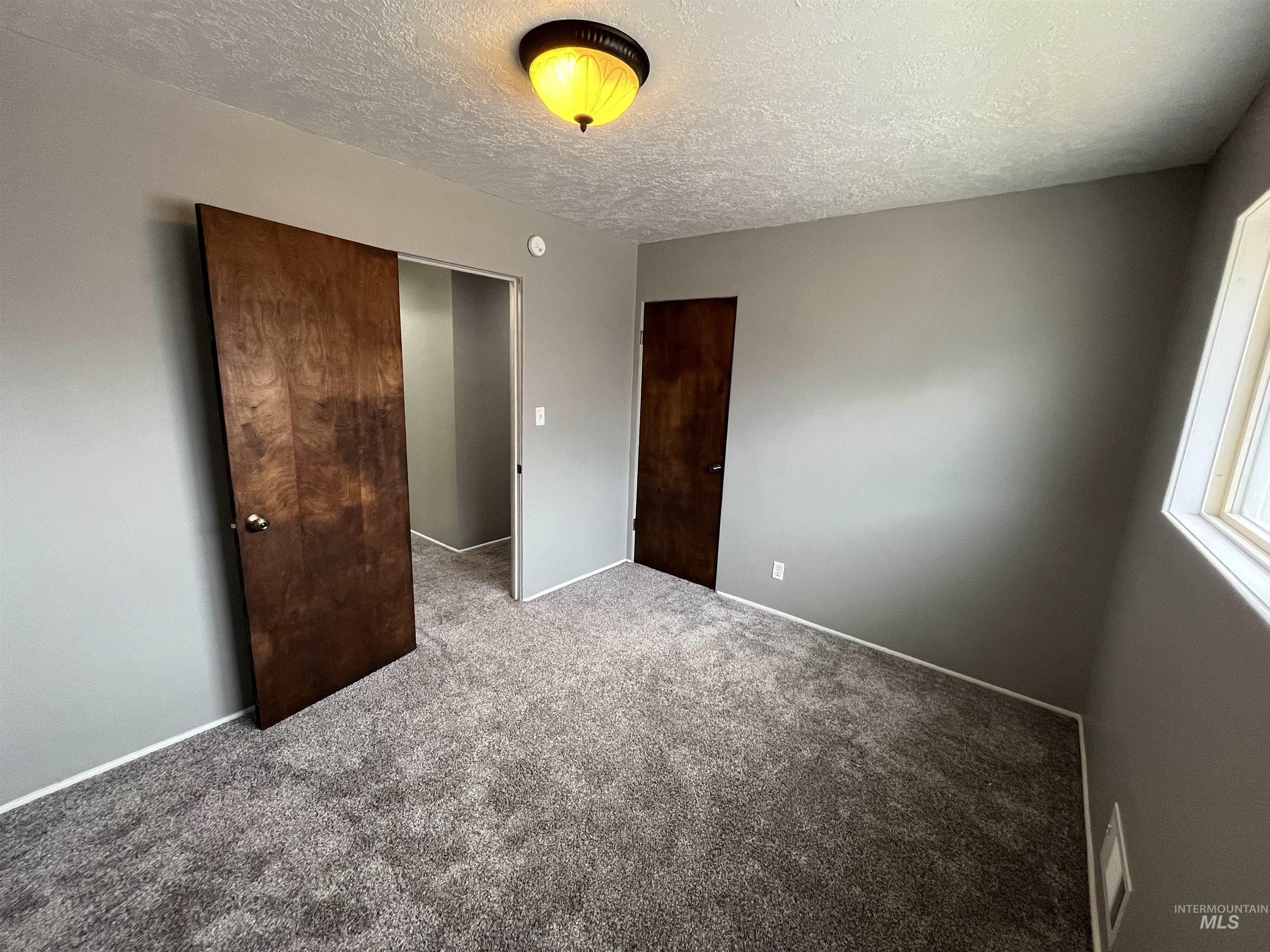 1340 Lawndale, Twin Falls, Idaho 83301, 3 Bedrooms, 1.5 Bathrooms, Residential For Sale, Price $340,000,MLS 98988691