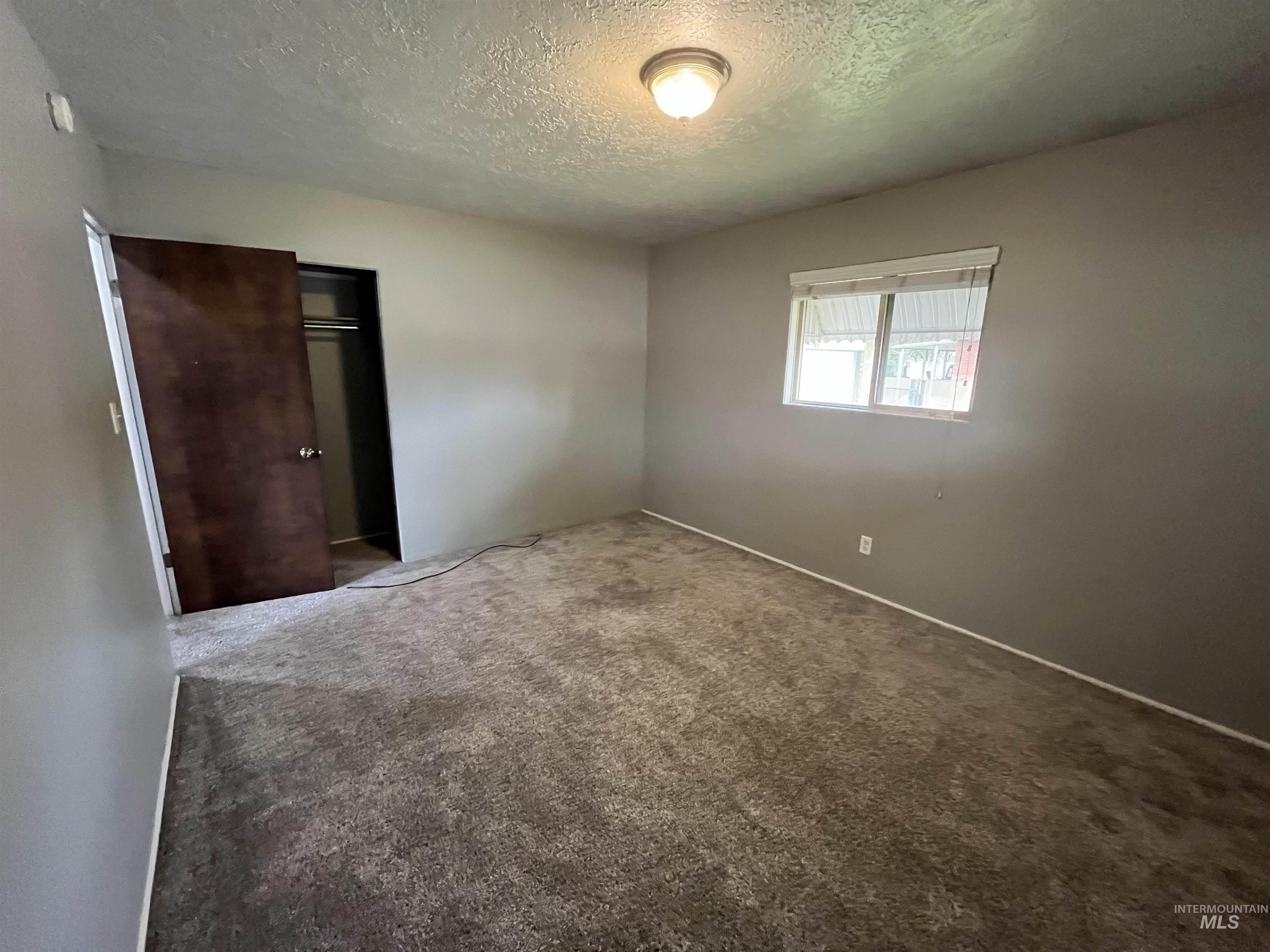 1340 Lawndale, Twin Falls, Idaho 83301, 3 Bedrooms, 1.5 Bathrooms, Residential For Sale, Price $340,000,MLS 98988691
