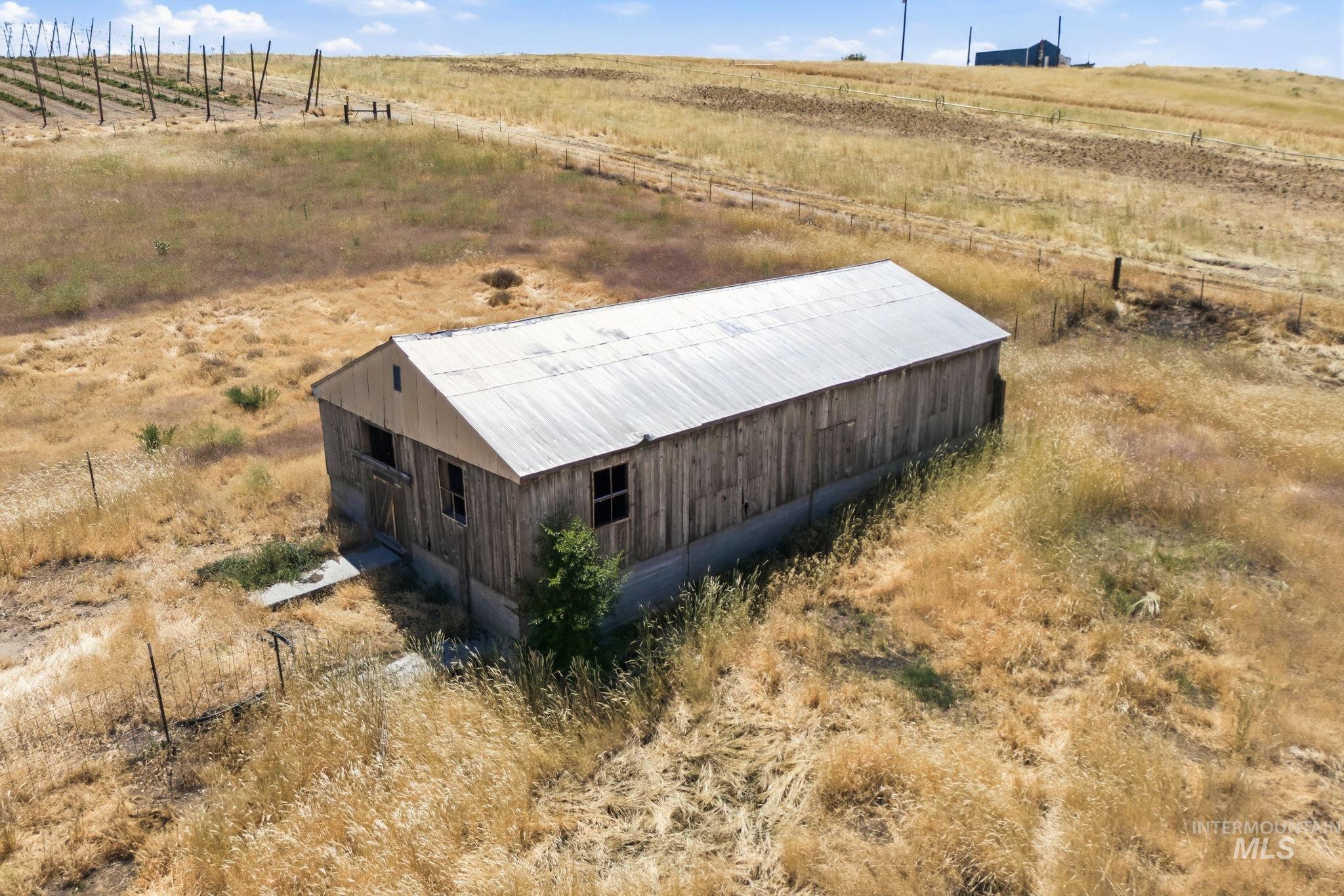28643 Peckham Rd, Wilder, Idaho 83676, 5 Bedrooms, 3 Bathrooms, Residential For Sale, Price $525,000,MLS 98988692