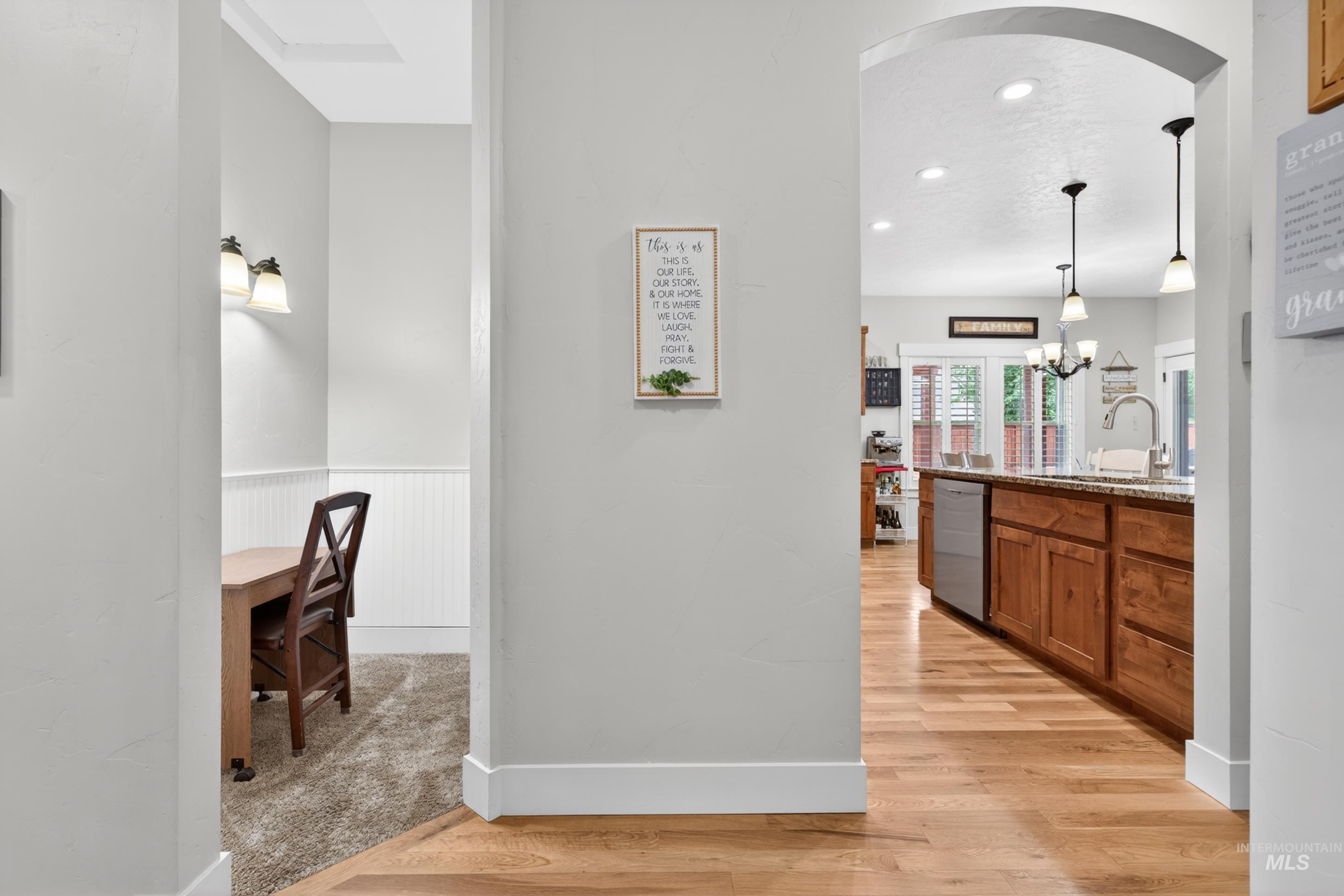 2645 S Inglenook Pl, Meridian, Idaho 83642, 3 Bedrooms, 2 Bathrooms, Residential For Sale, Price $599,999,MLS 98988696