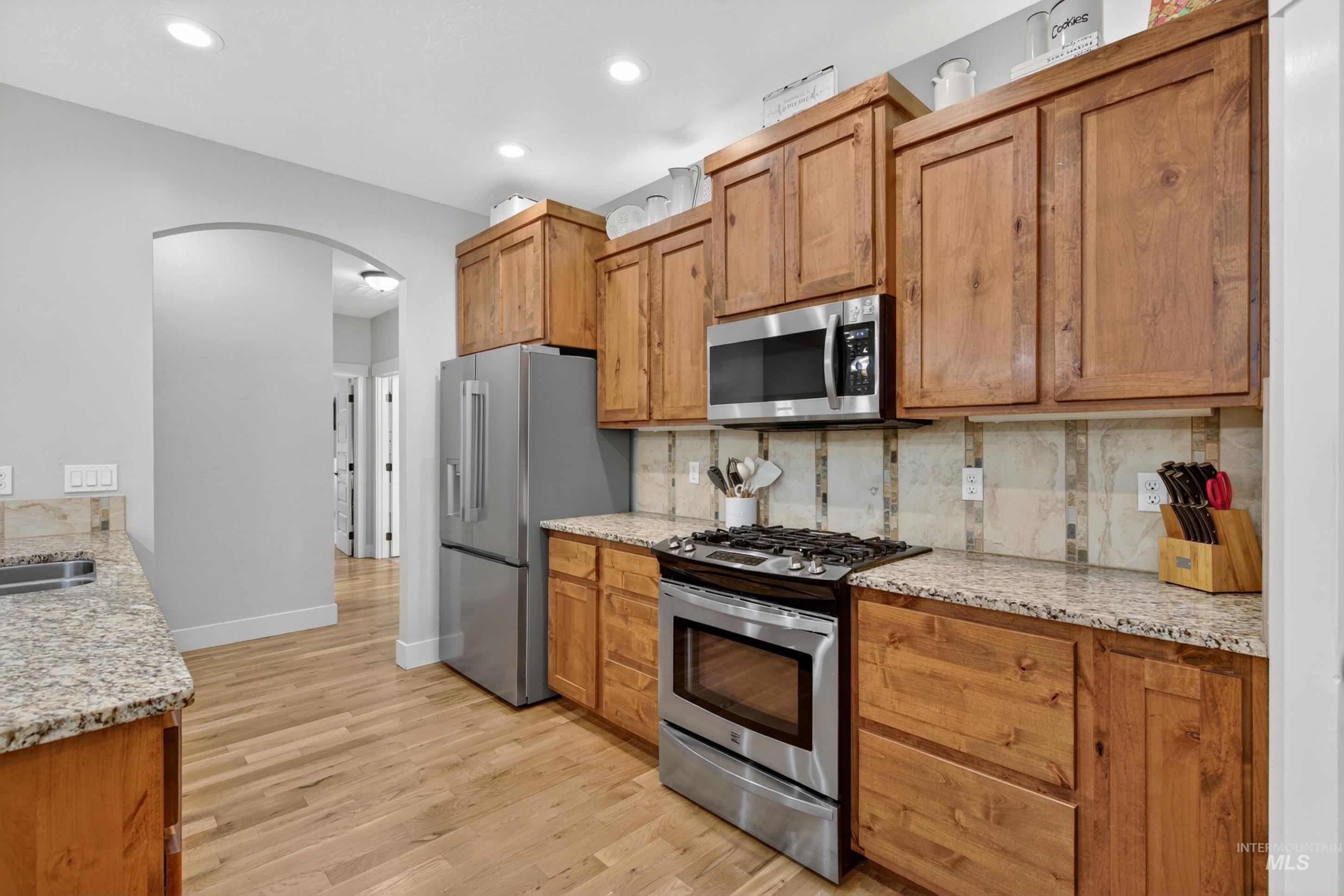 2645 S Inglenook Pl, Meridian, Idaho 83642, 3 Bedrooms, 2 Bathrooms, Residential For Sale, Price $599,999,MLS 98988696