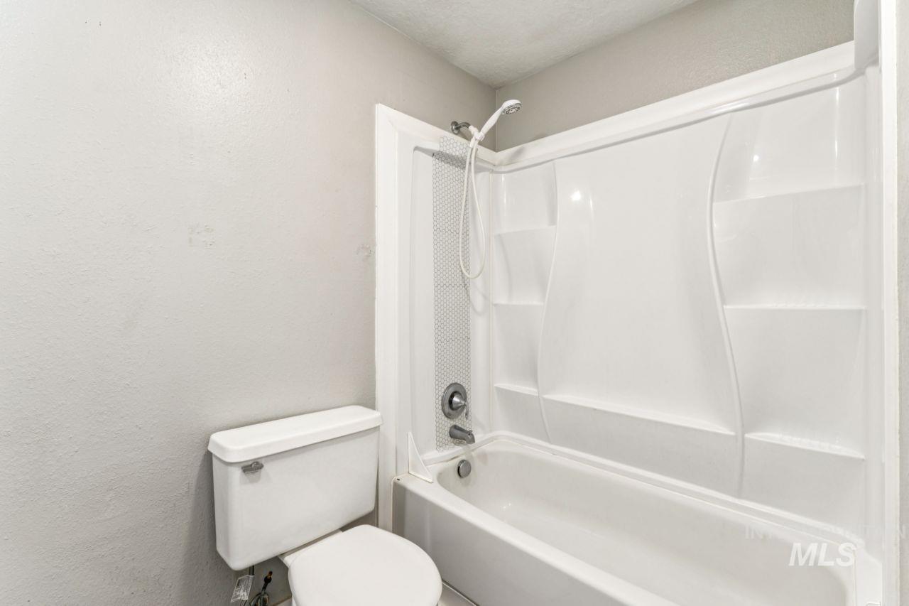 1496 W Storey St, Meridian, Idaho 83646, 3 Bedrooms, 2 Bathrooms, Residential For Sale, Price $399,900,MLS 98988702