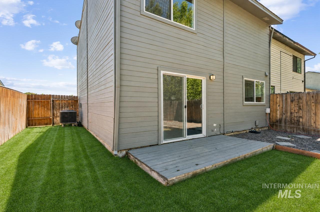 1496 W Storey St, Meridian, Idaho 83646, 3 Bedrooms, 2 Bathrooms, Residential For Sale, Price $399,900,MLS 98988702