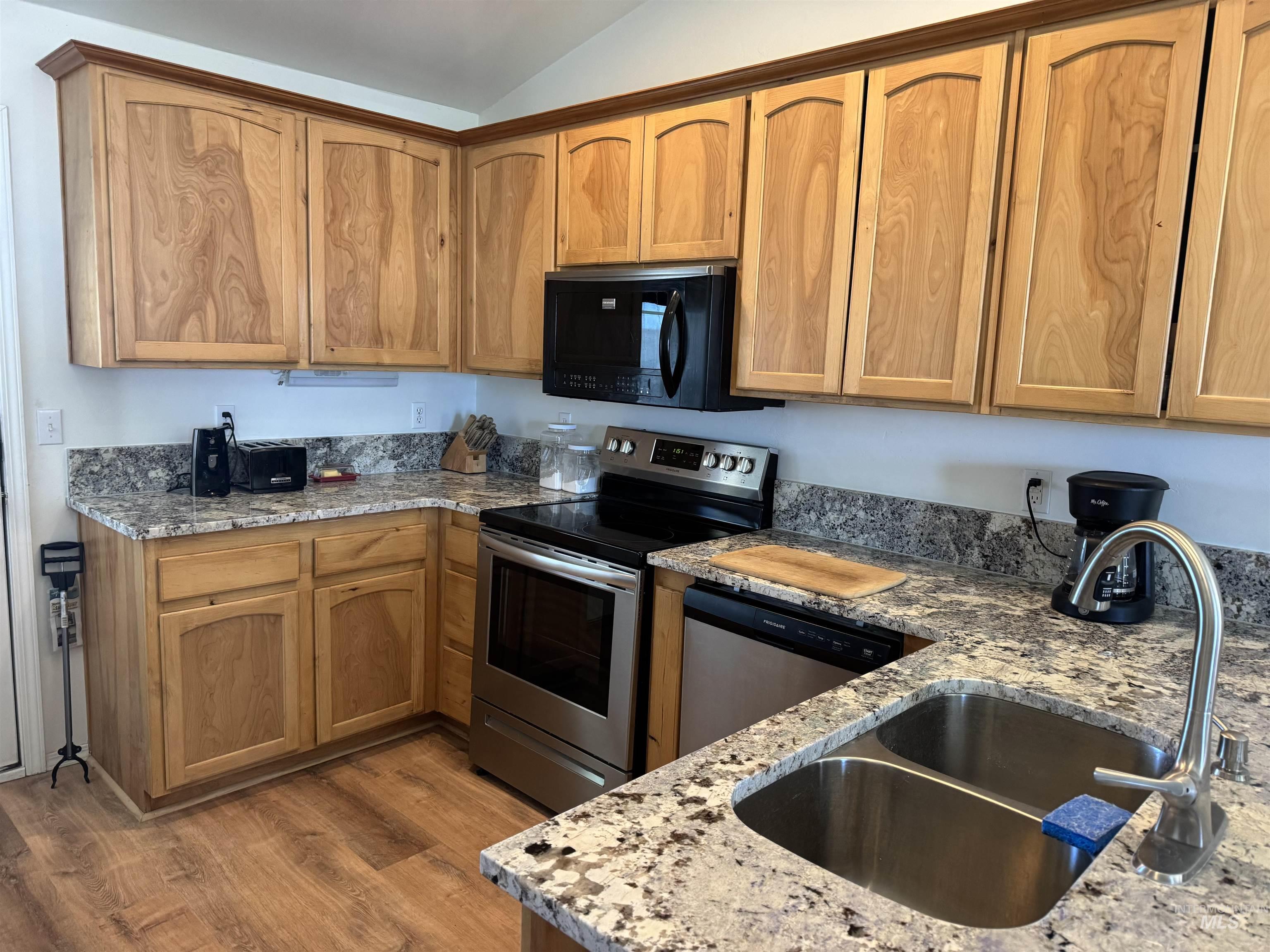 114 Parker Gulch, Shoshone, Idaho 83352, 4 Bedrooms, 2 Bathrooms, Residential For Sale, Price $509,300,MLS 98988705