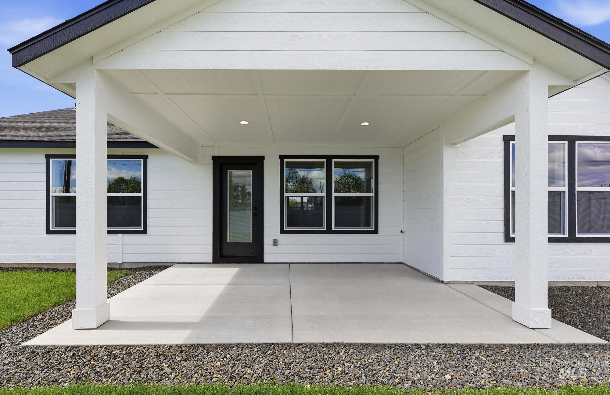 322 N 12th. St, Parma, Idaho 83660, 4 Bedrooms, 2 Bathrooms, Residential For Sale, Price $420,000,MLS 98988711