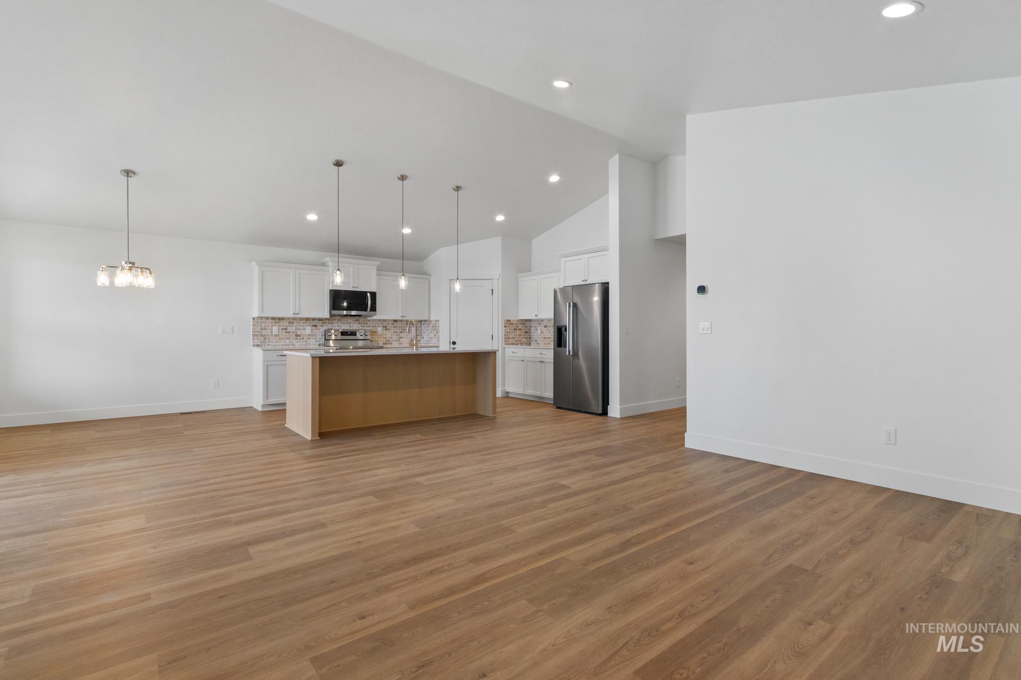 307 N 11th St., Parma, Idaho 83660, 4 Bedrooms, 2 Bathrooms, Residential For Sale, Price $395,000,MLS 98988714