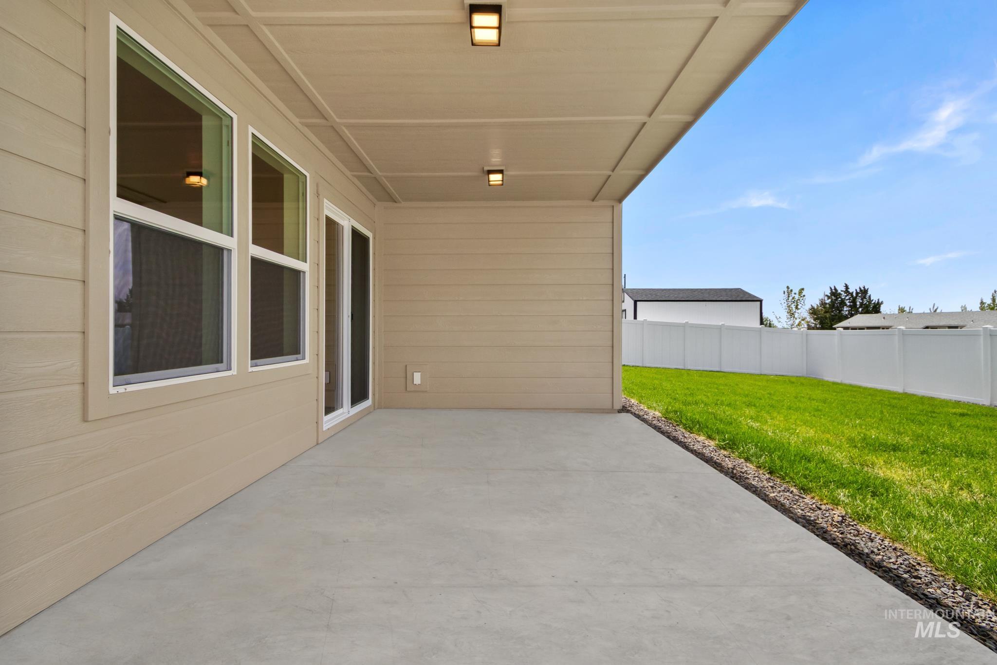 307 N 11th St., Parma, Idaho 83660, 4 Bedrooms, 2 Bathrooms, Residential For Sale, Price $395,000,MLS 98988714