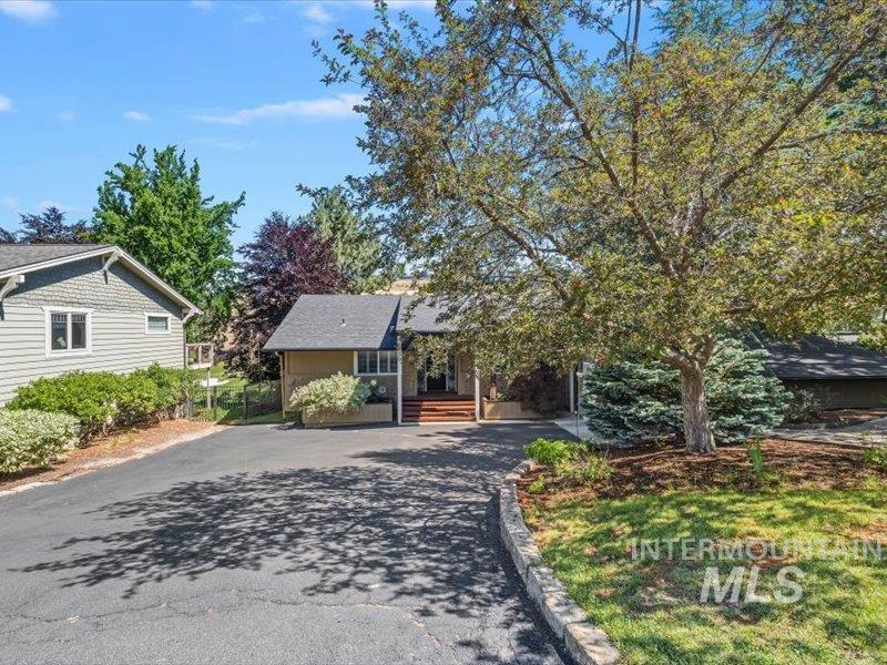 730 E Curling Dr, Boise, Idaho 83702-1907, 4 Bedrooms, 3 Bathrooms, Residential For Sale, Price $1,350,000,MLS 98988716