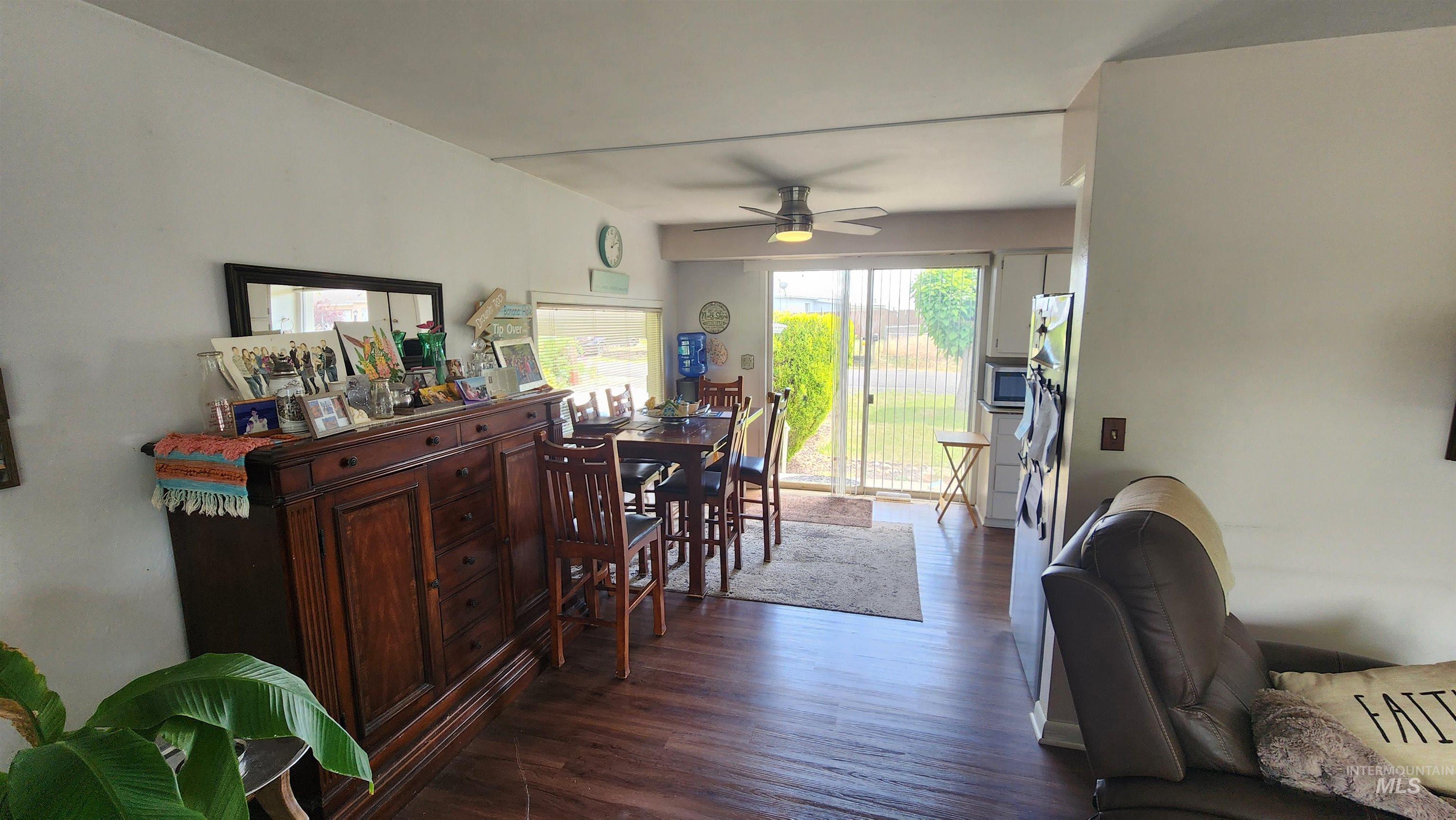 900 Walk ln, Clarkston, Washington 99403, 3 Bedrooms, 2 Bathrooms, Residential For Sale, Price $425,000,MLS 98988718