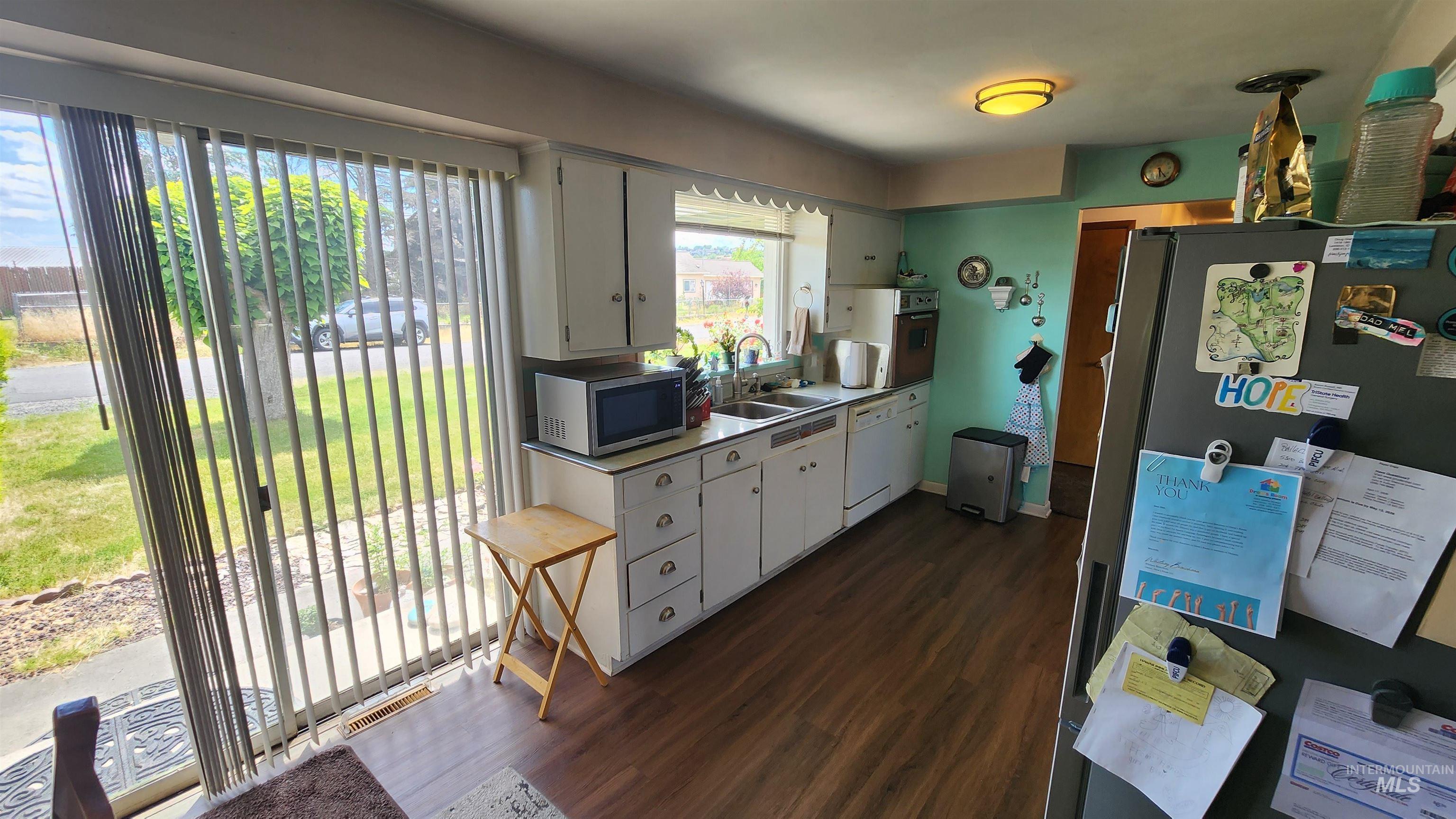 900 Walk ln, Clarkston, Washington 99403, 3 Bedrooms, 2 Bathrooms, Residential For Sale, Price $425,000,MLS 98988718