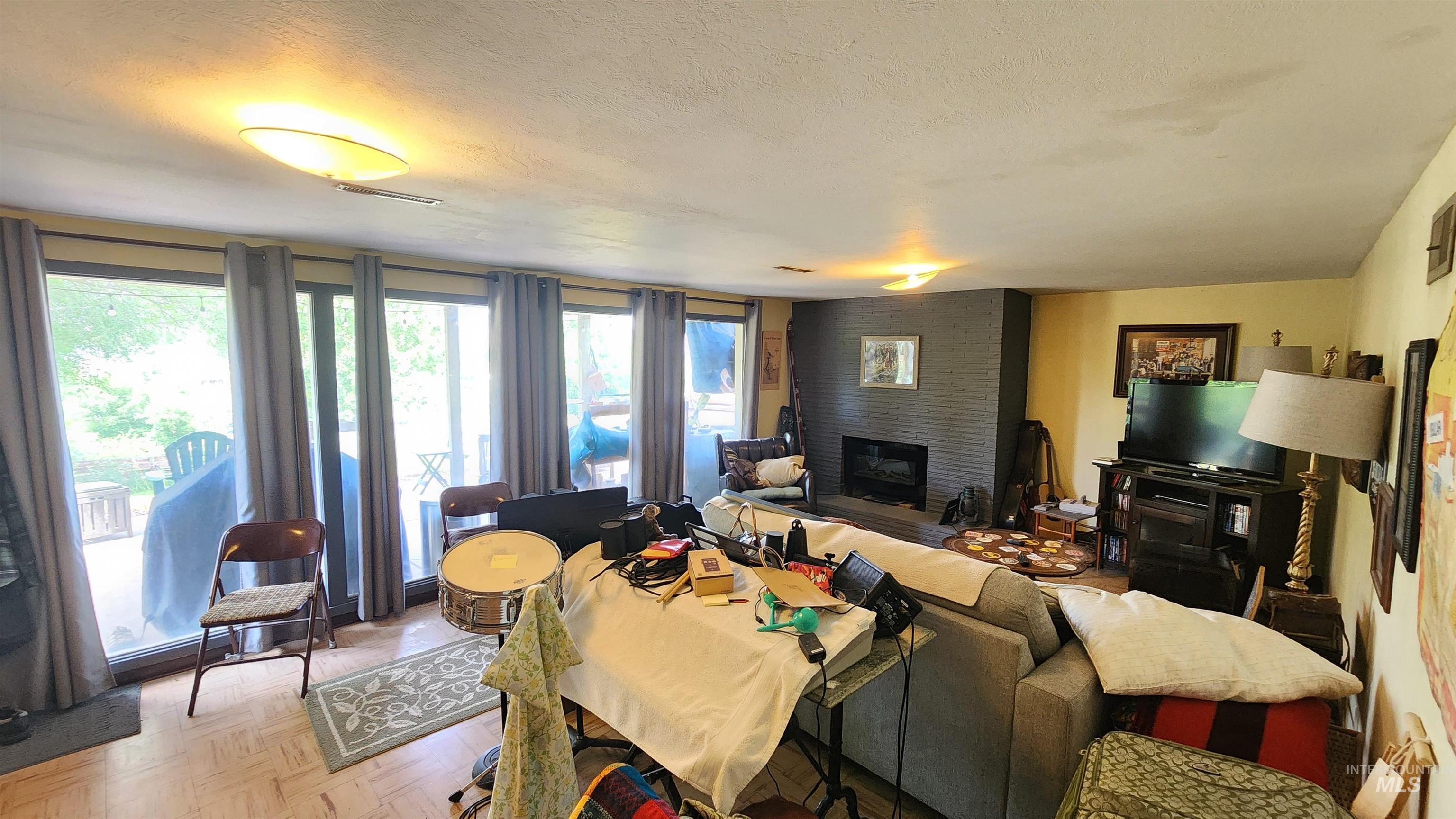 900 Walk ln, Clarkston, Washington 99403, 3 Bedrooms, 2 Bathrooms, Residential For Sale, Price $425,000,MLS 98988718