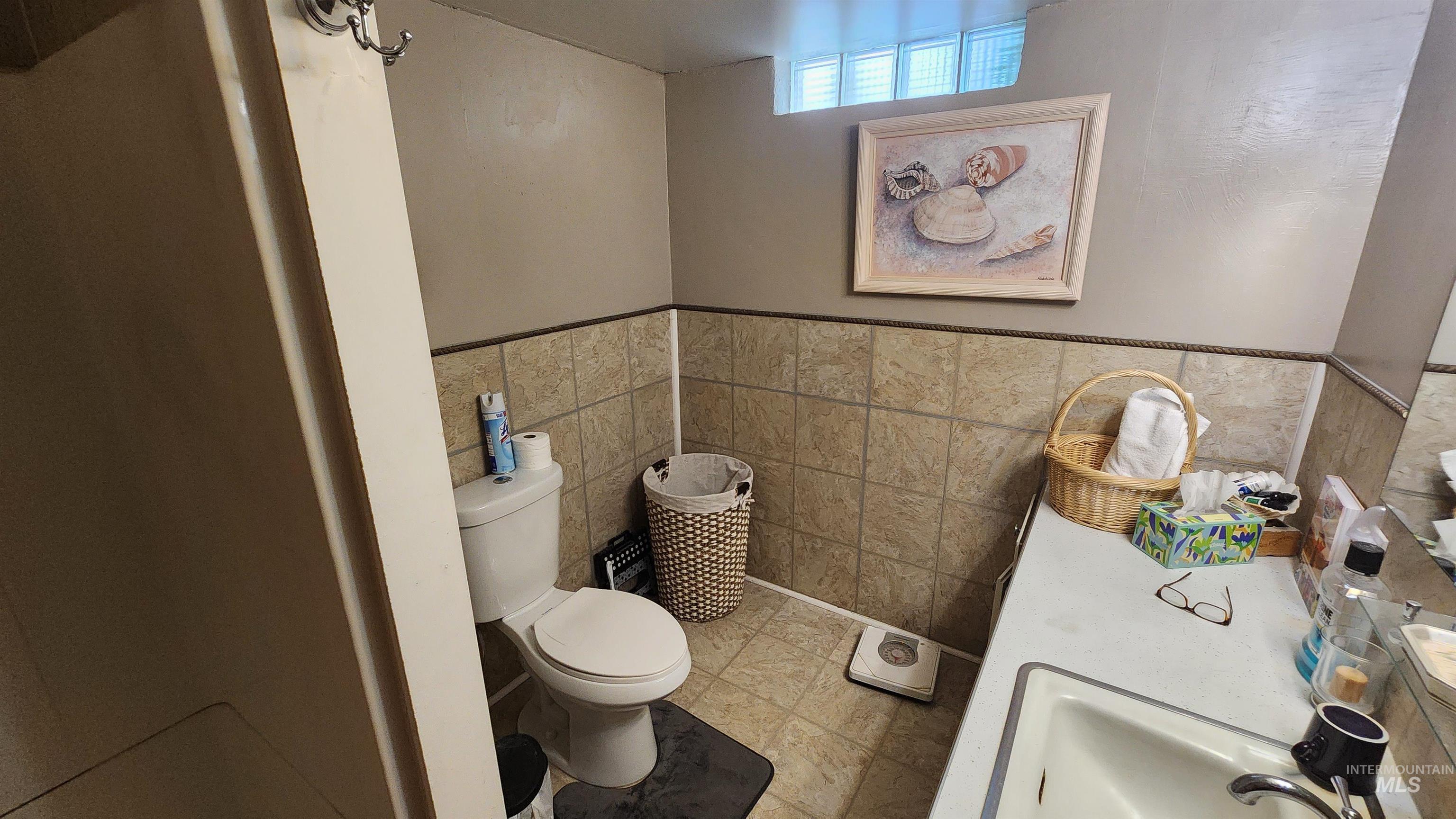 900 Walk ln, Clarkston, Washington 99403, 3 Bedrooms, 2 Bathrooms, Residential For Sale, Price $425,000,MLS 98988718