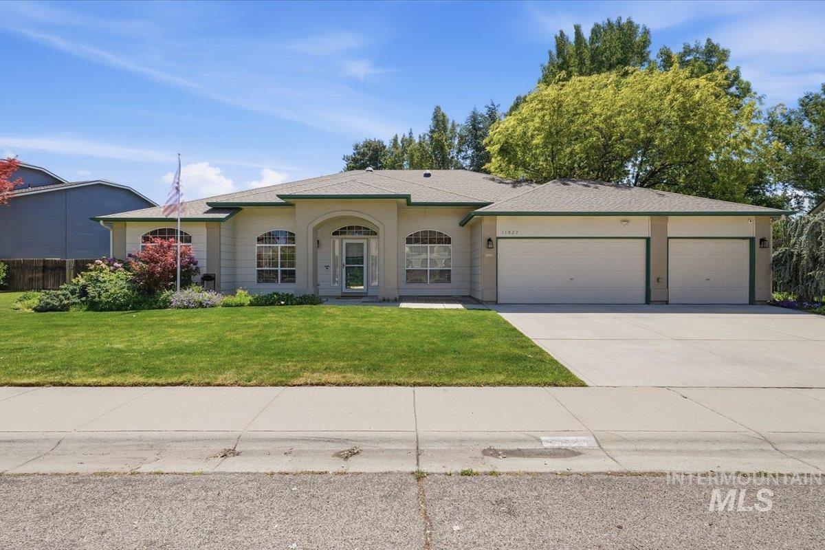 11027 W Wagon Pass, Boise, Idaho 83709, 4 Bedrooms, 3 Bathrooms, Residential For Sale, Price $609,900,MLS 98988719