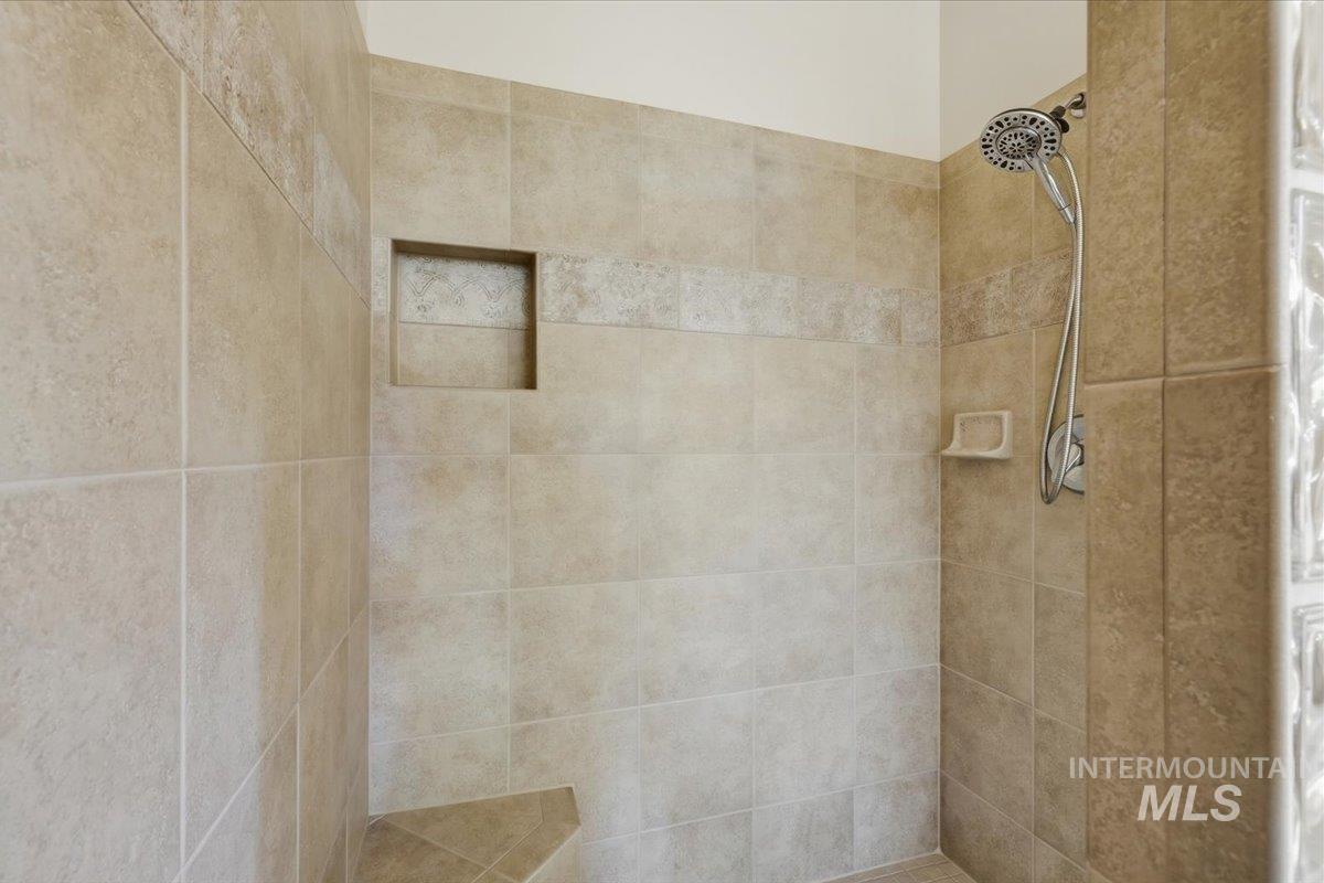 11027 W Wagon Pass, Boise, Idaho 83709, 4 Bedrooms, 3 Bathrooms, Residential For Sale, Price $609,900,MLS 98988719