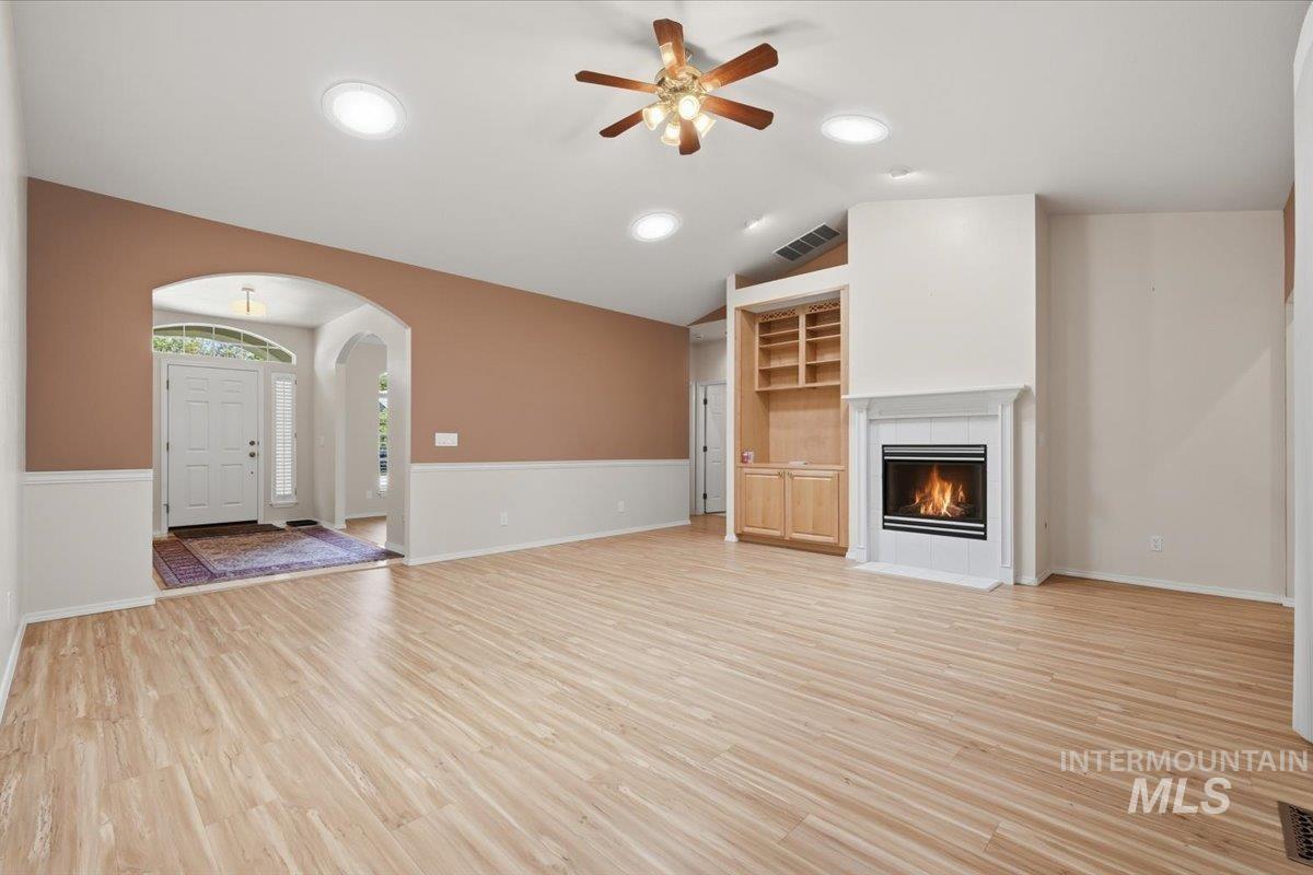 11027 W Wagon Pass, Boise, Idaho 83709, 4 Bedrooms, 3 Bathrooms, Residential For Sale, Price $609,900,MLS 98988719