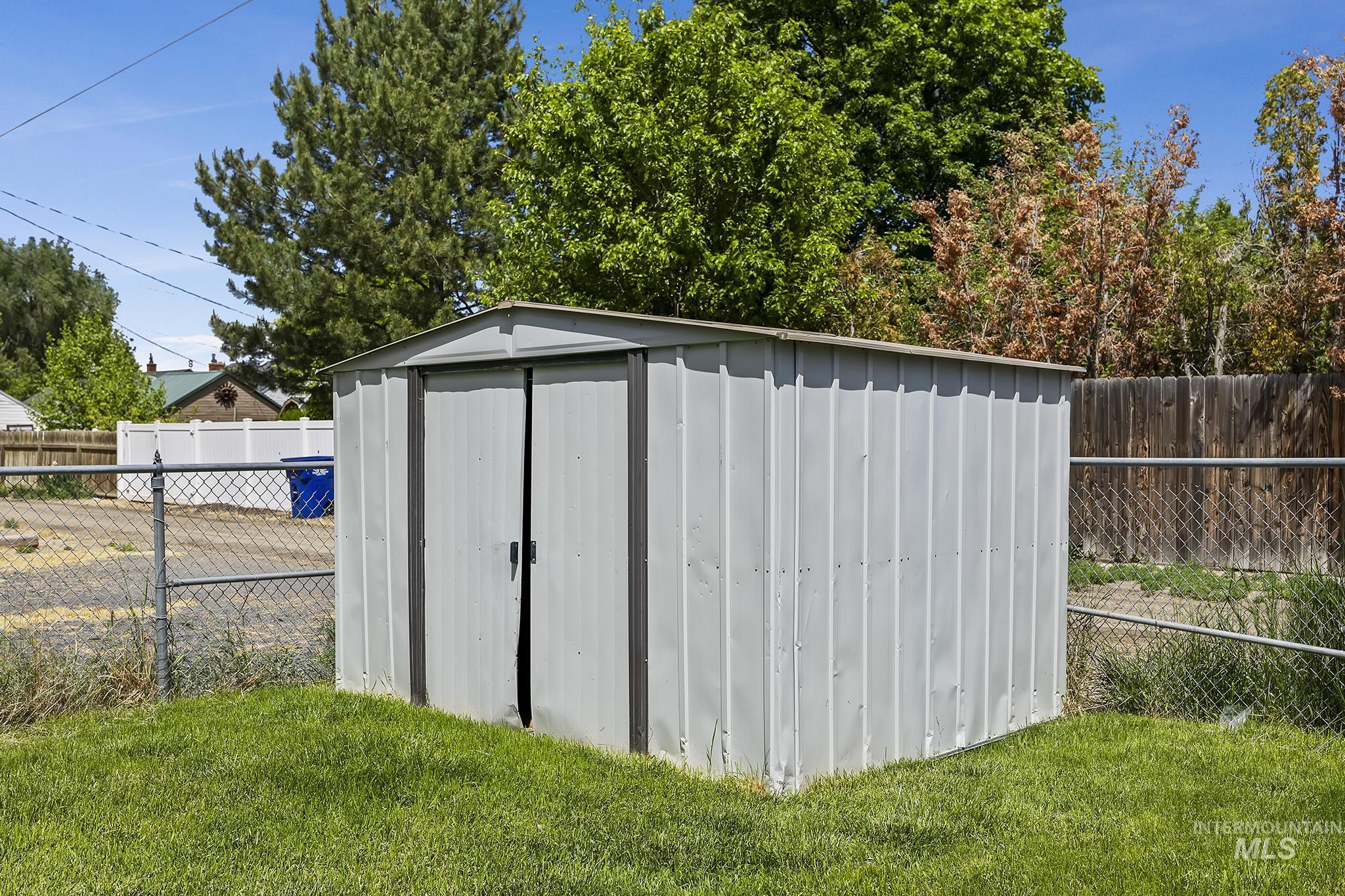 216 Polk St, Twin Falls, Idaho 83301, 3 Bedrooms, 2 Bathrooms, Residential For Sale, Price $319,900, 98988723