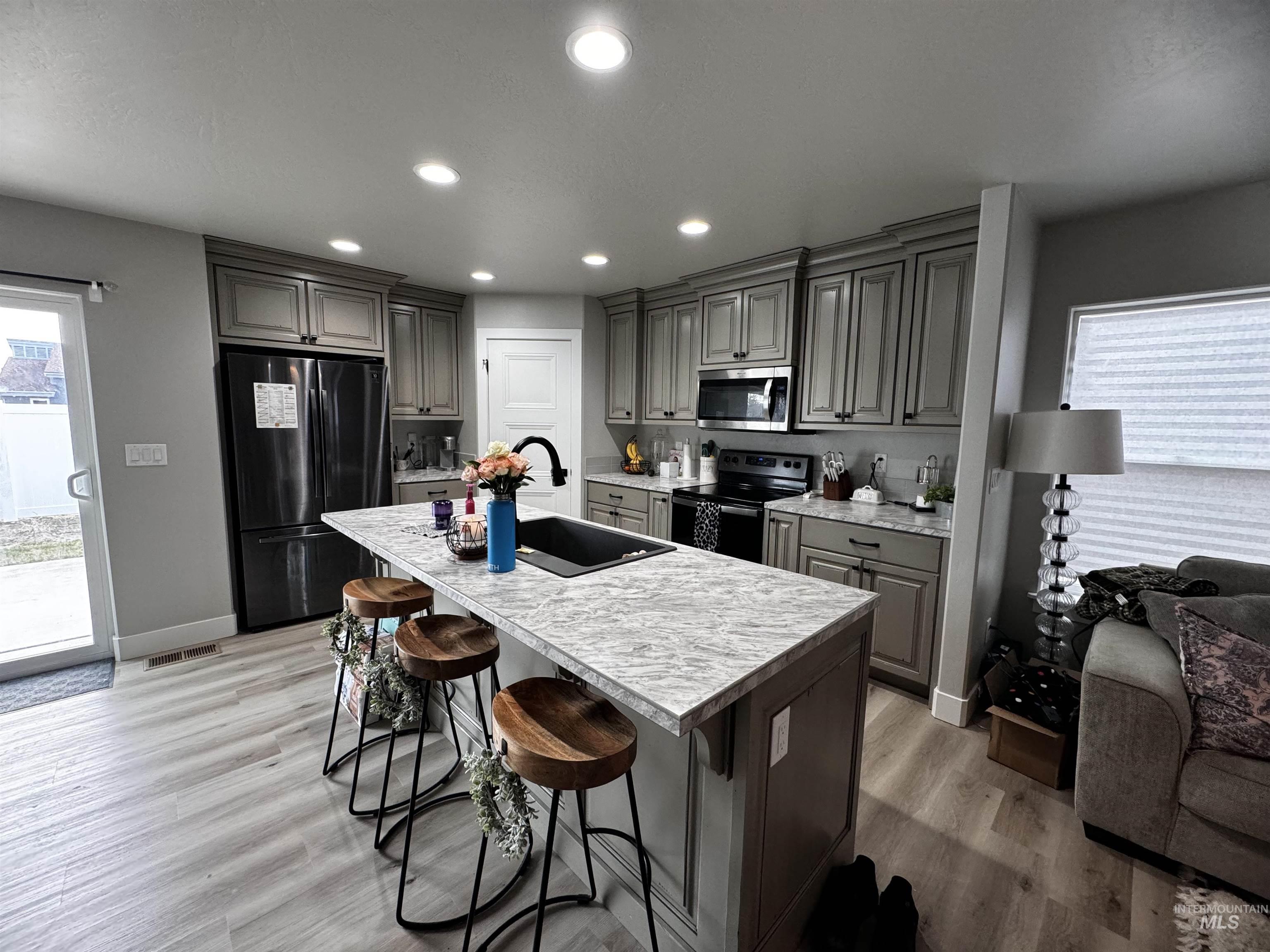 821 Jack Ave, Jerome, Idaho 83338, 4 Bedrooms, 2.5 Bathrooms, Residential For Sale, Price $339,500,MLS 98988724