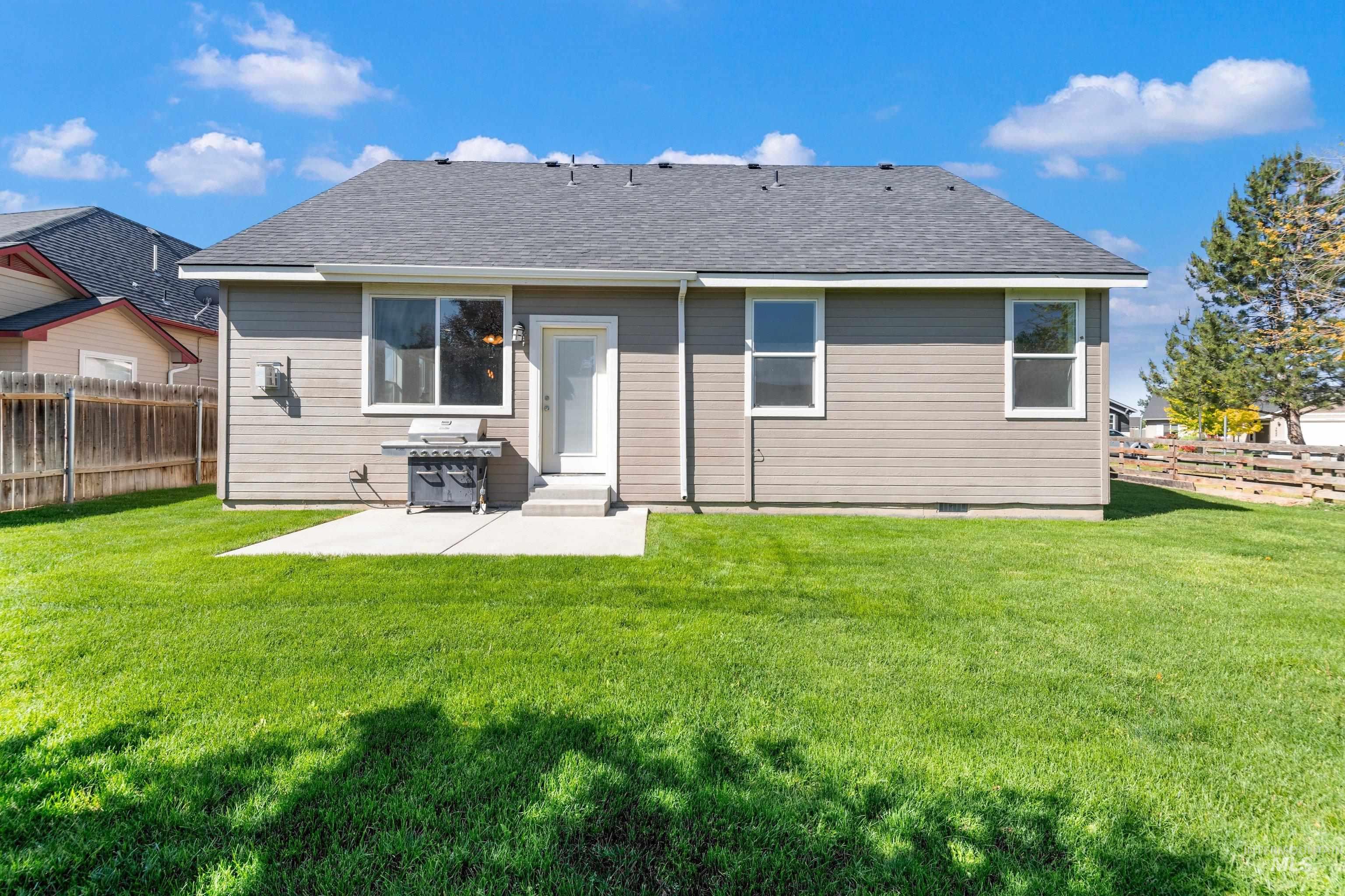 808 Brampton Dr, Caldwell, Idaho 83605, 3 Bedrooms, 2.5 Bathrooms, Residential For Sale, Price $425,000,MLS 98988726