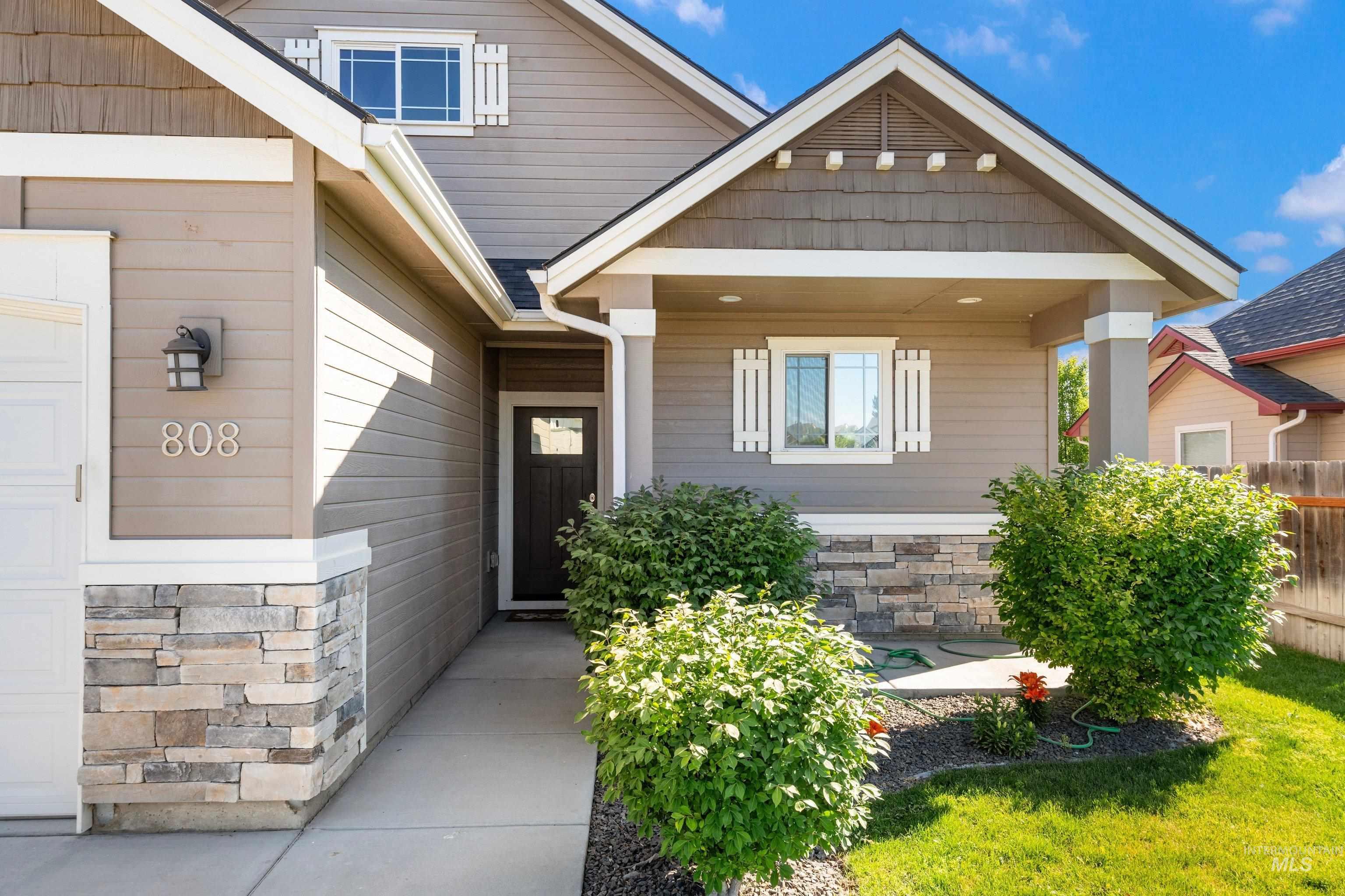 808 Brampton Dr, Caldwell, Idaho 83605, 3 Bedrooms, 2.5 Bathrooms, Residential For Sale, Price $425,000,MLS 98988726