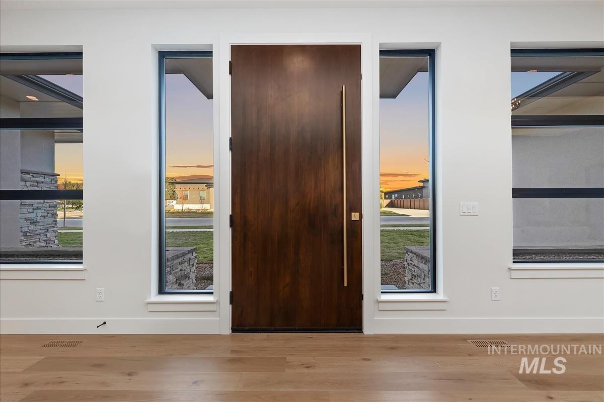 3353 N Fire Flower Ave, Star, Idaho 83669, 3 Bedrooms, 3.5 Bathrooms, Residential For Sale, Price $1,074,900,MLS 98988728