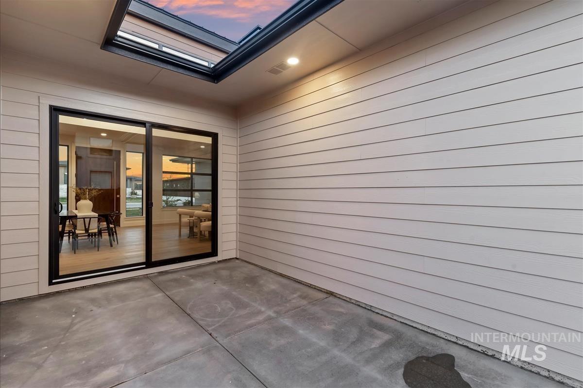 3353 N Fire Flower Ave, Star, Idaho 83669, 3 Bedrooms, 3.5 Bathrooms, Residential For Sale, Price $1,074,900,MLS 98988728