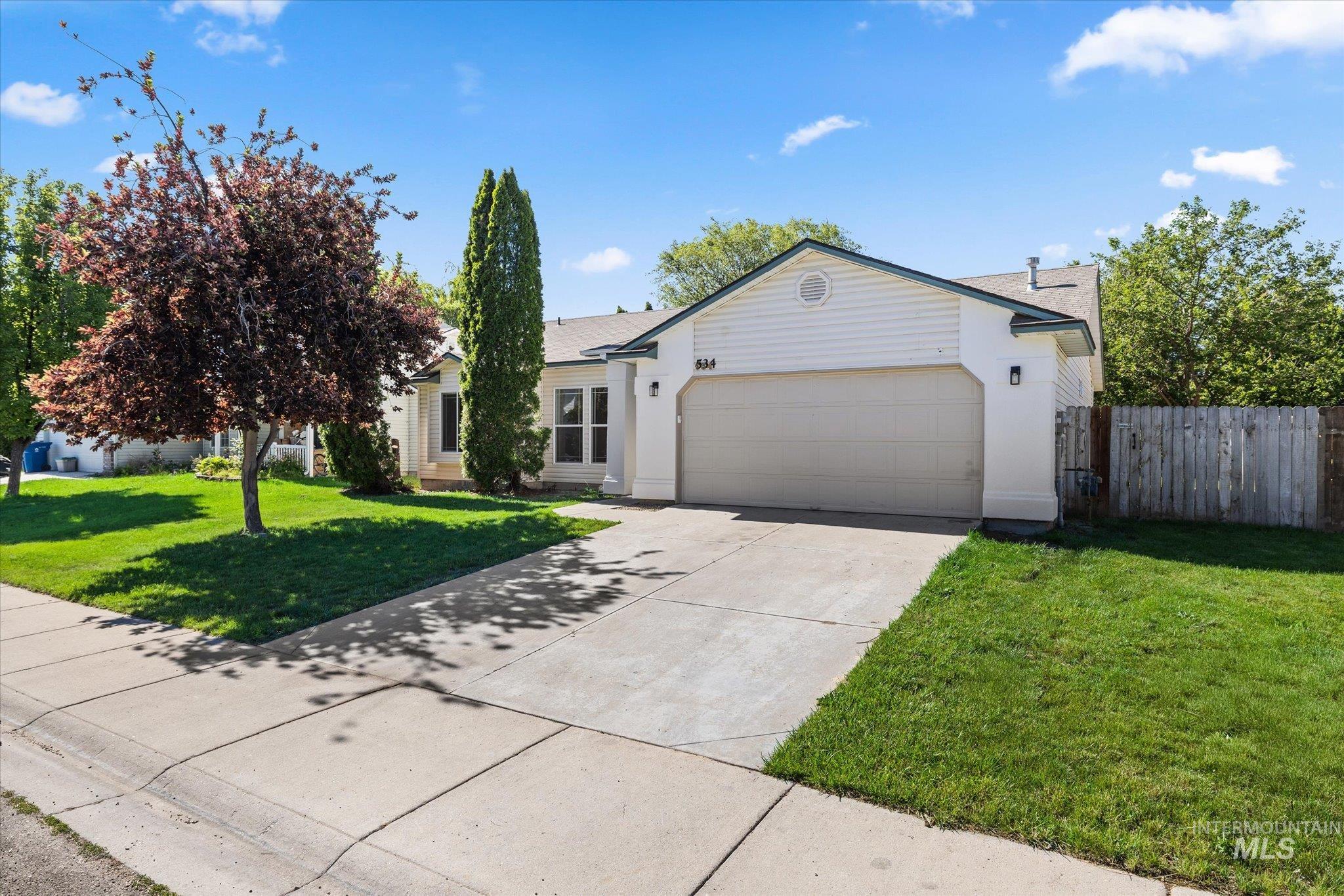 534 W. Mulberry Loop, Nampa, Idaho 83686, 3 Bedrooms, 2 Bathrooms, Residential For Sale, Price $385,000,MLS 98988730