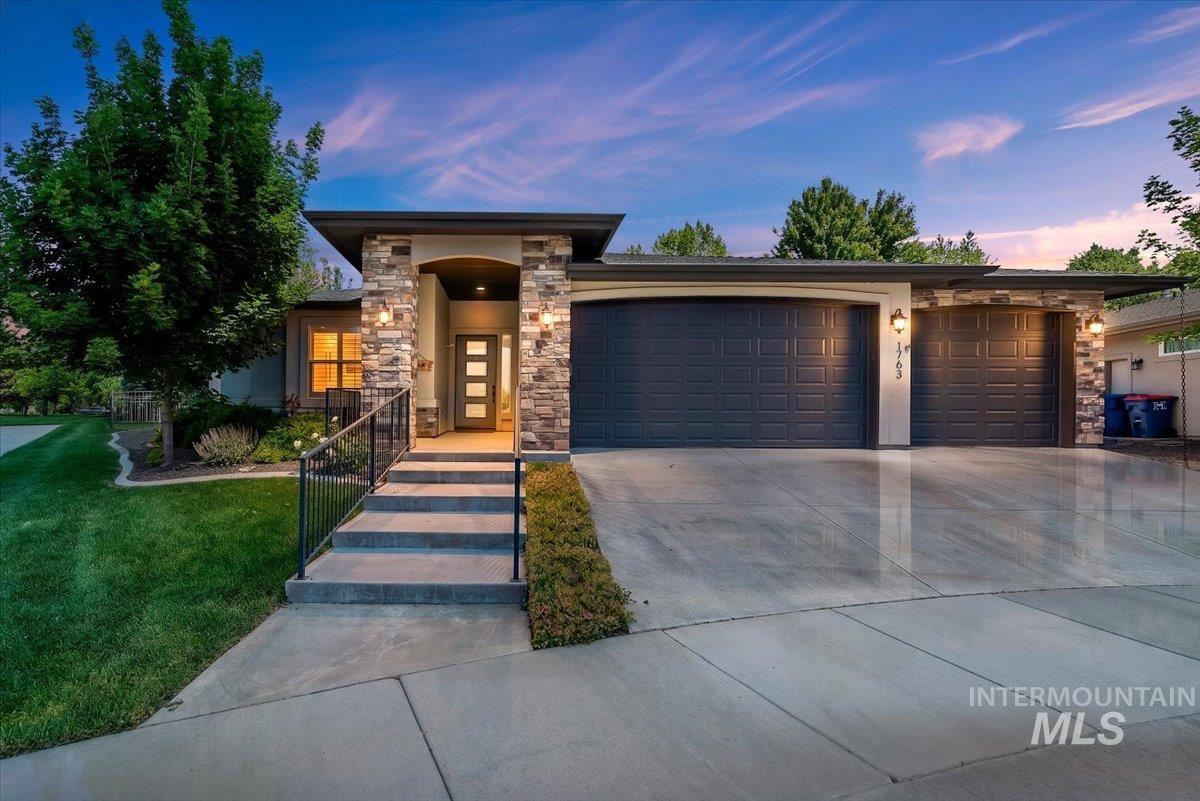 1763 N Livorno Place, Eagle, Idaho 83616, 3 Bedrooms, 2 Bathrooms, Residential For Sale, Price $785,000,MLS 98988731