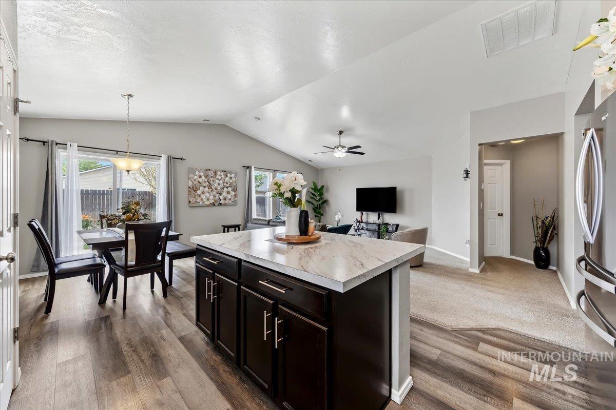 16577 Dawson Ave., Caldwell, Idaho 83607, 3 Bedrooms, 2 Bathrooms, Residential For Sale, Price $410,000,MLS 98988733