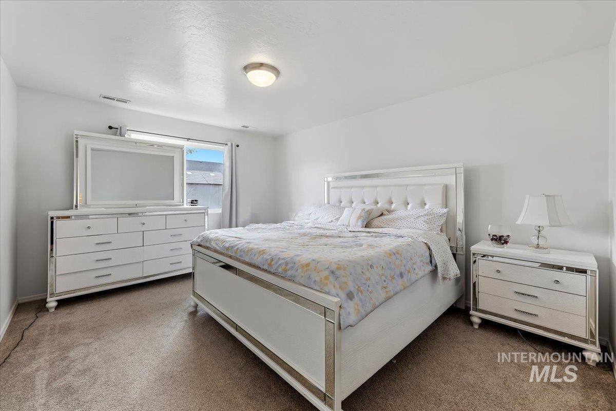 16577 Dawson Ave., Caldwell, Idaho 83607, 3 Bedrooms, 2 Bathrooms, Residential For Sale, Price $410,000,MLS 98988733