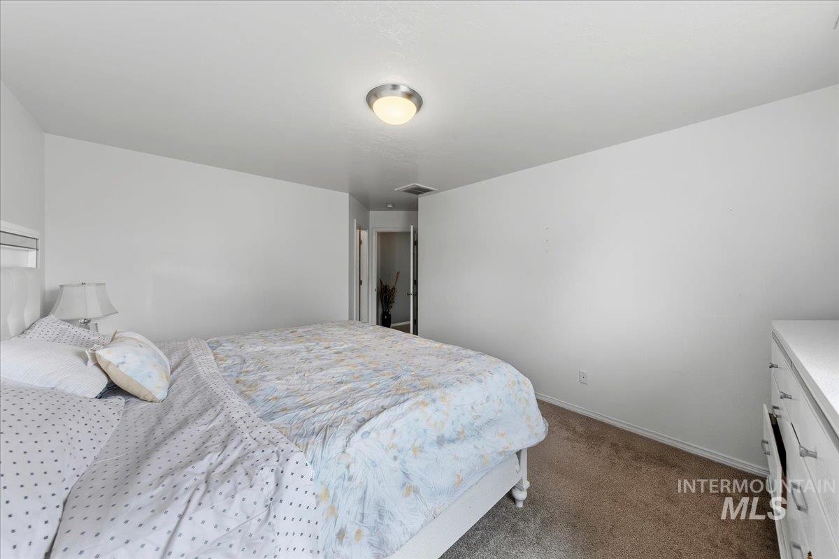 16577 Dawson Ave., Caldwell, Idaho 83607, 3 Bedrooms, 2 Bathrooms, Residential For Sale, Price $410,000,MLS 98988733