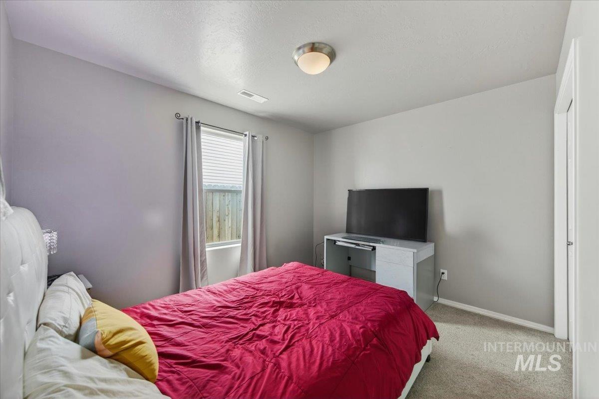 16577 Dawson Ave., Caldwell, Idaho 83607, 3 Bedrooms, 2 Bathrooms, Residential For Sale, Price $410,000,MLS 98988733