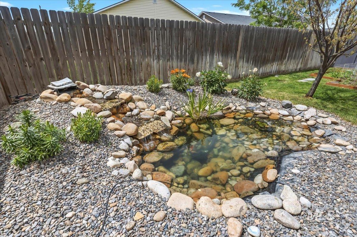 16577 Dawson Ave., Caldwell, Idaho 83607, 3 Bedrooms, 2 Bathrooms, Residential For Sale, Price $410,000,MLS 98988733
