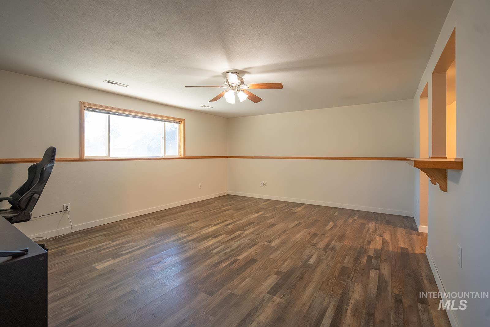 3713 18th st, Lewiston, Idaho 83501, 4 Bedrooms, 2 Bathrooms, Residential For Sale, Price $469,000,MLS 98988739
