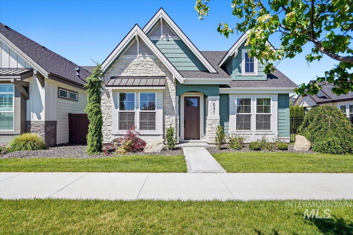 6231 N Vicenza Ave, Meridian, Idaho 83646, 3 Bedrooms, 2 Bathrooms, Residential For Sale, Price $574,900, 98988740