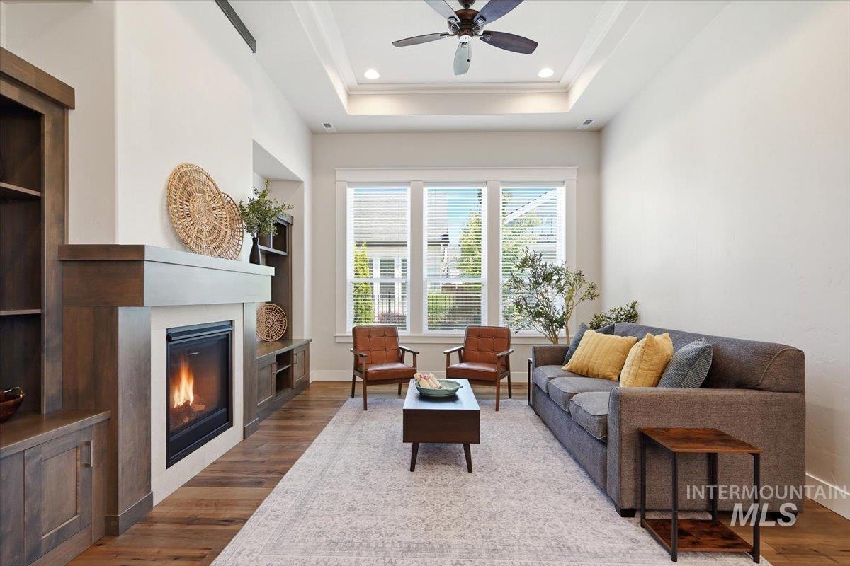 6231 N Vicenza Ave, Meridian, Idaho 83646, 3 Bedrooms, 2 Bathrooms, Residential For Sale, Price $574,900, 98988740