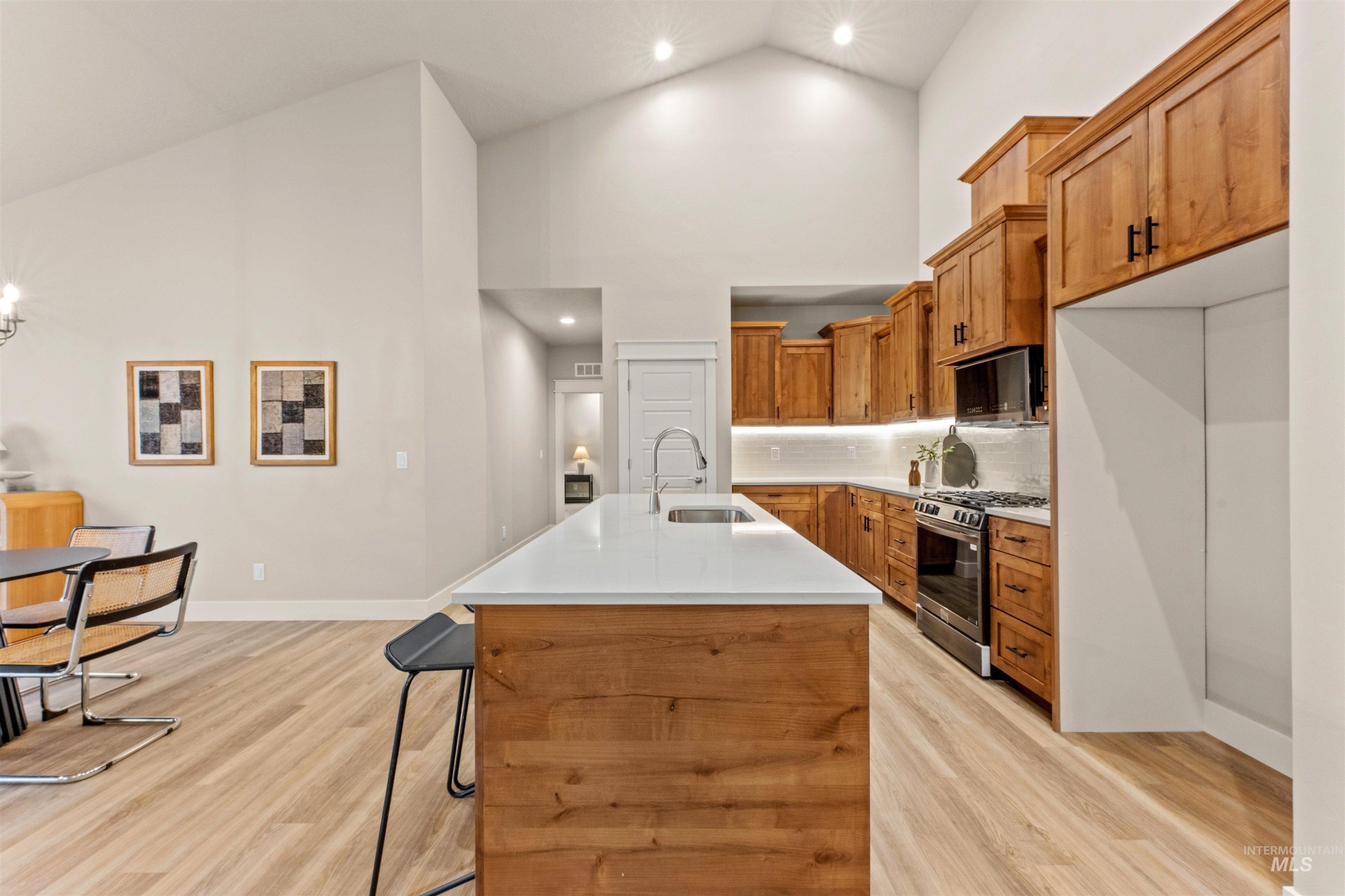 5055 N Pierce Park Lane, Boise, Idaho 83714, 4 Bedrooms, 3 Bathrooms, Residential For Sale, Price $624,900,MLS 98988752