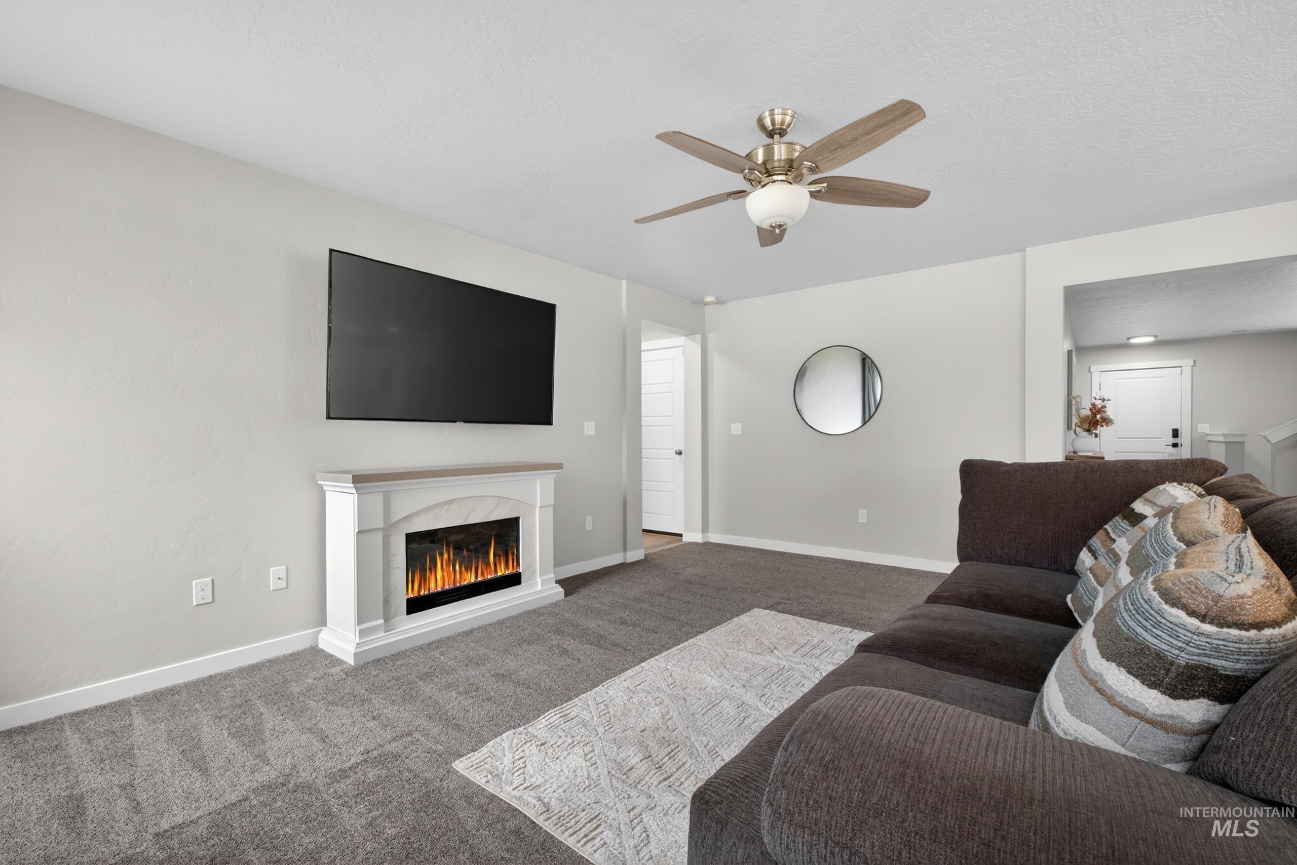 7048 W Plateau Creek St, Meridian, Idaho 83646, 4 Bedrooms, 2.5 Bathrooms, Residential For Sale, Price $529,900,MLS 98988756