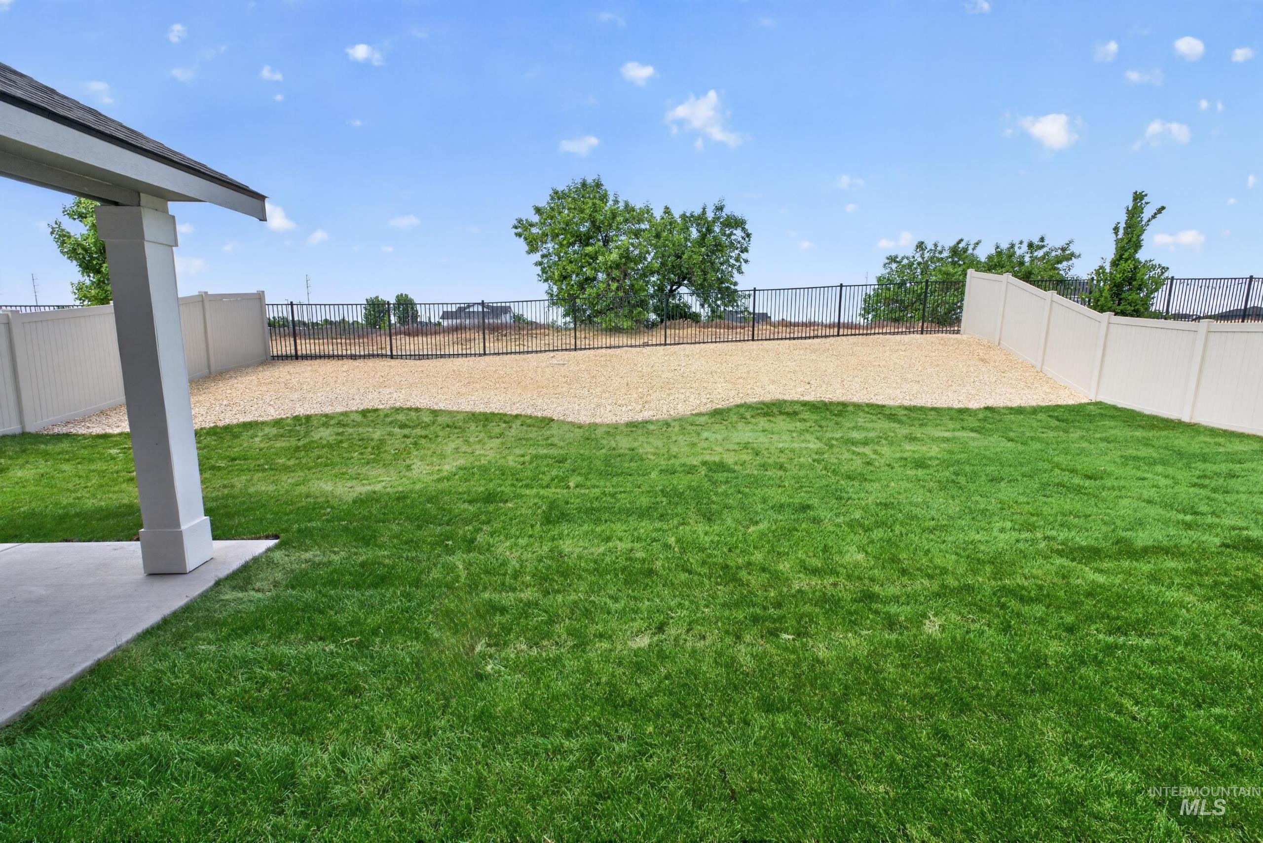 7048 W Plateau Creek St, Meridian, Idaho 83646, 4 Bedrooms, 2.5 Bathrooms, Residential For Sale, Price $529,900,MLS 98988756