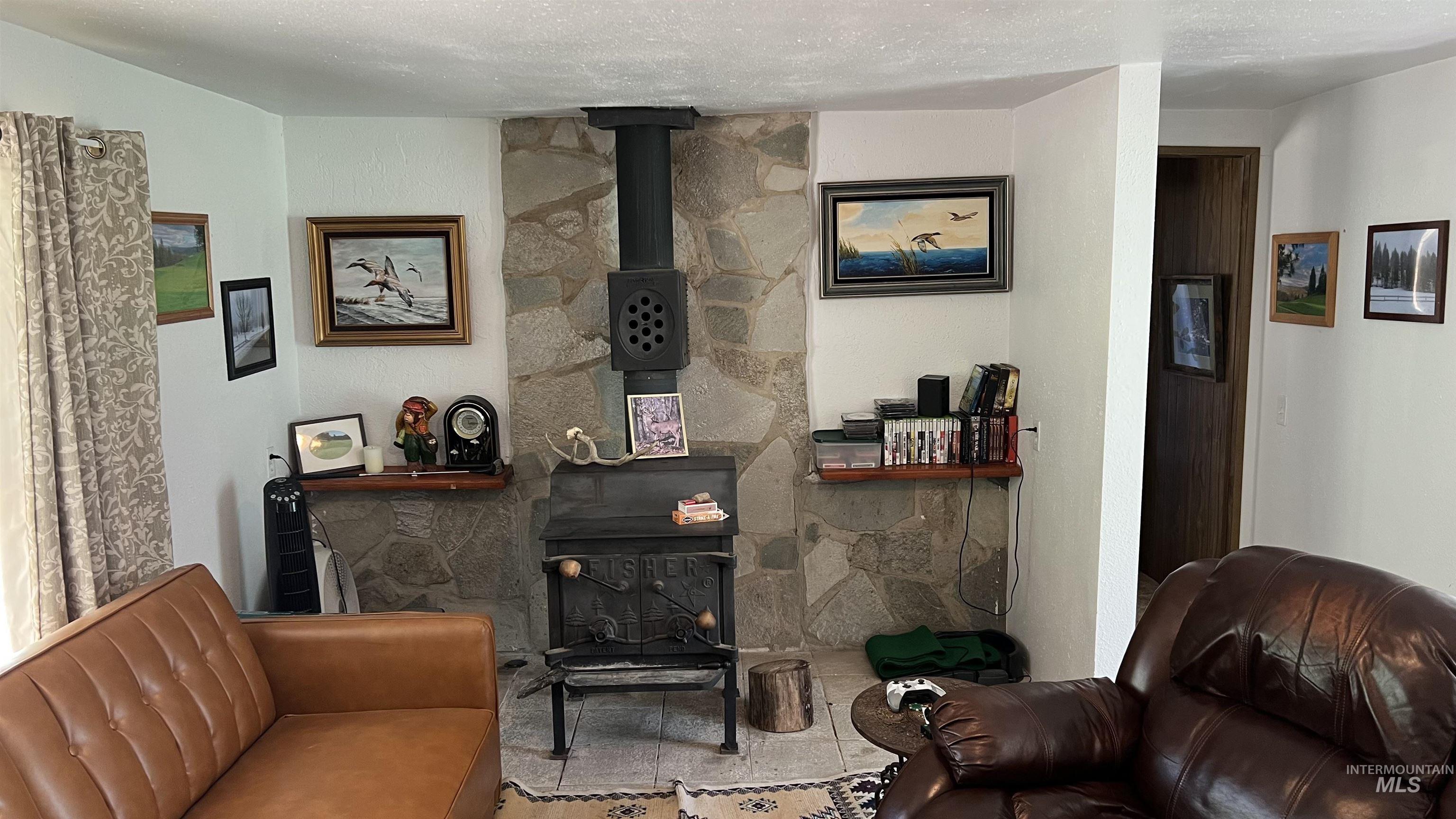 17 Summer Dr, Garden Valley, Idaho 83622, 2 Bedrooms, 2 Bathrooms, Residential For Sale, Price $179,000,MLS 98988757