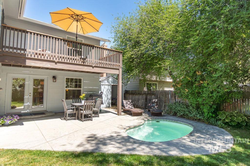 487 W Hibiscus St, Boise, Idaho 83706, 5 Bedrooms, 2.5 Bathrooms, Residential For Sale, Price $800,000,MLS 98988764