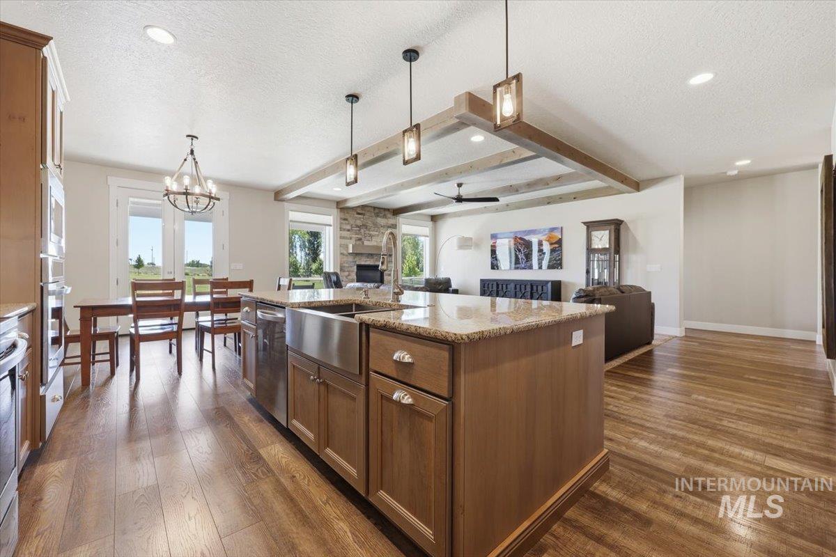 26248 Pheasant Landing Rd, Middleton, Idaho 83644, 4 Bedrooms, 2.5 Bathrooms, Residential For Sale, Price $1,199,900,MLS 98988765