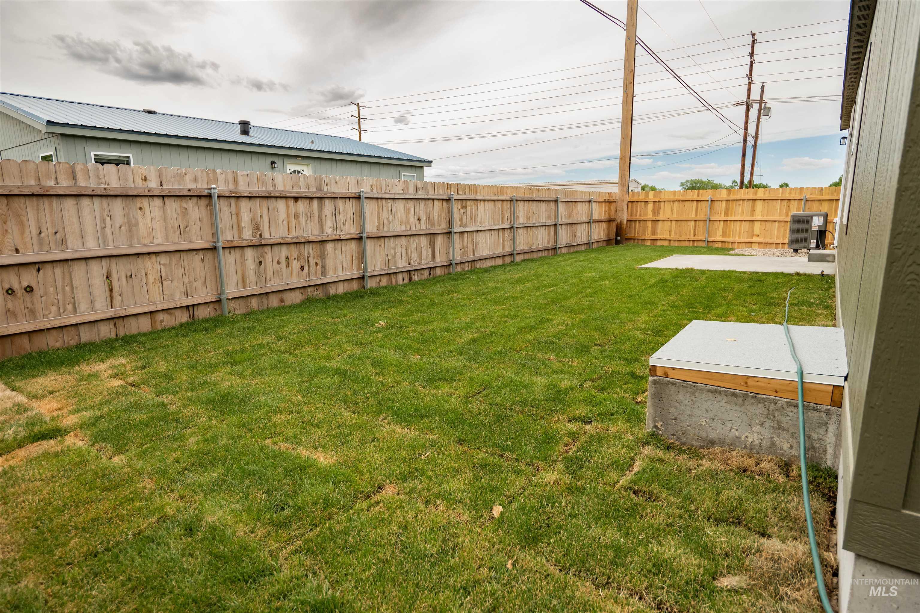 1140 12th Avenue South, Payette, Idaho 83661-3390, 3 Bedrooms, 2 Bathrooms, Residential For Sale, Price $317,000,MLS 98988766