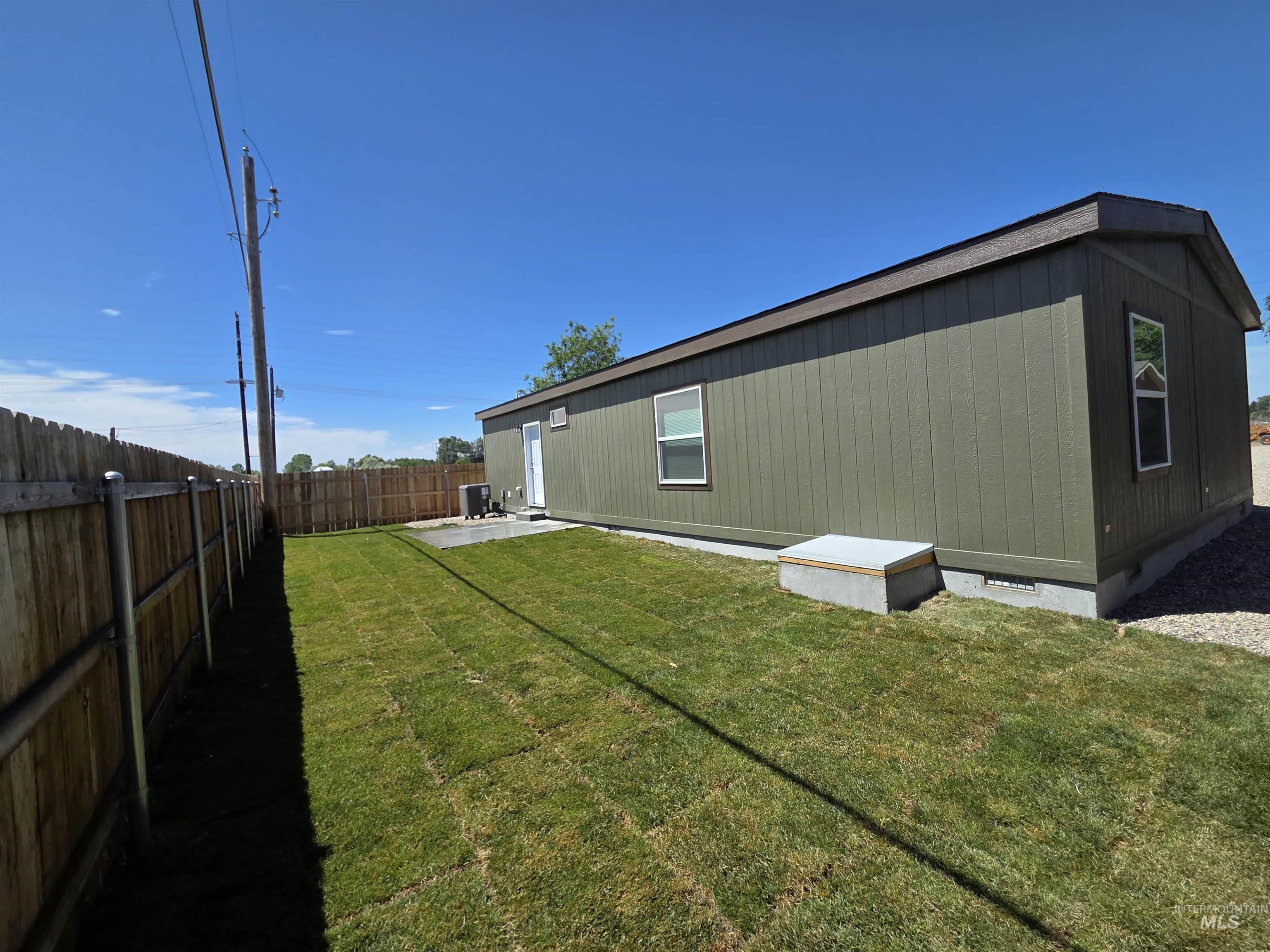 1140 12th Avenue South, Payette, Idaho 83661-3390, 3 Bedrooms, 2 Bathrooms, Residential For Sale, Price $318,369,MLS 98988766