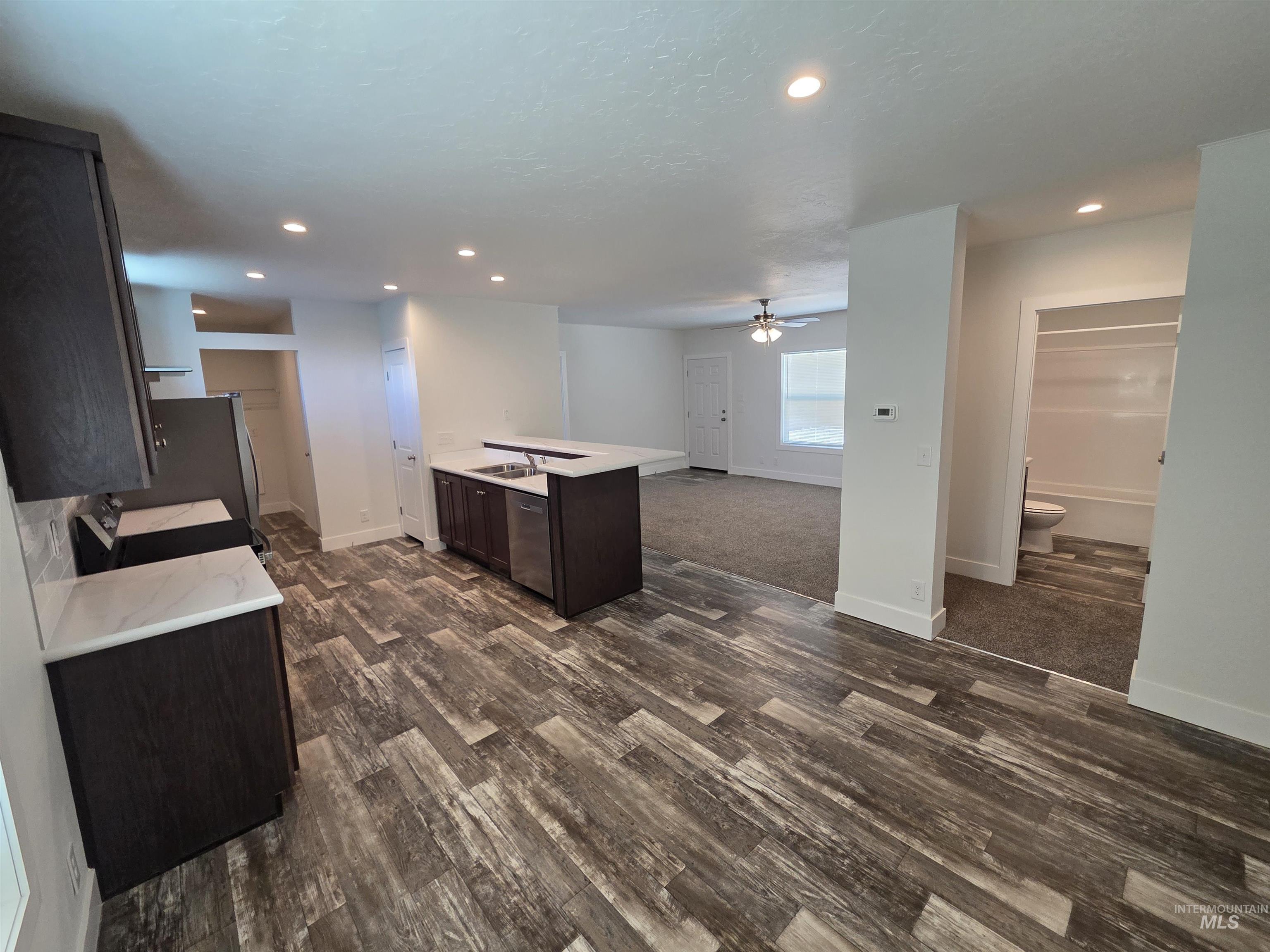 1140 12th Avenue South, Payette, Idaho 83661-3390, 3 Bedrooms, 2 Bathrooms, Residential For Sale, Price $318,369,MLS 98988766